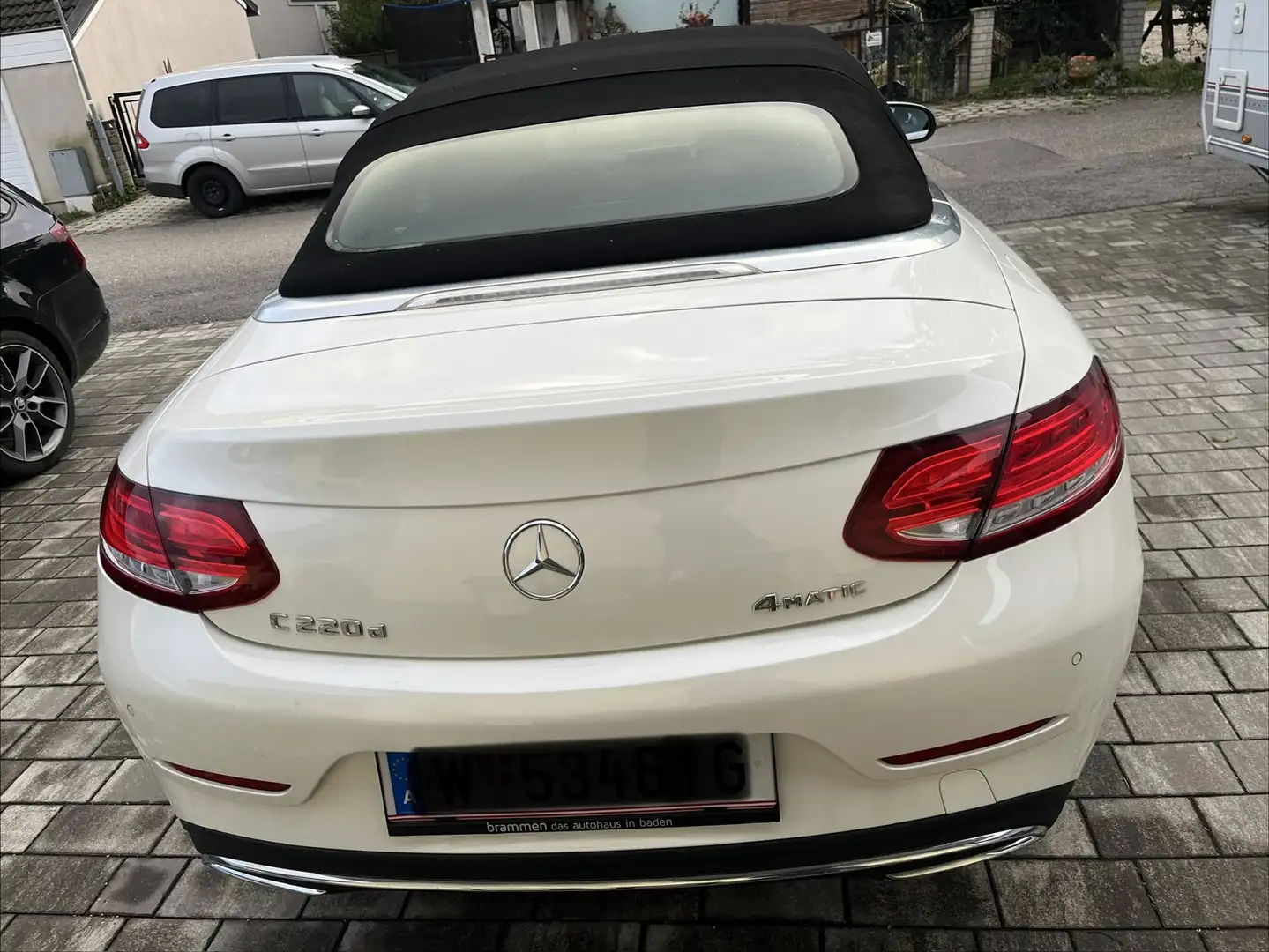 Mercedes-Benz C 220 d 4MATIC Cabrio Aut. - 2