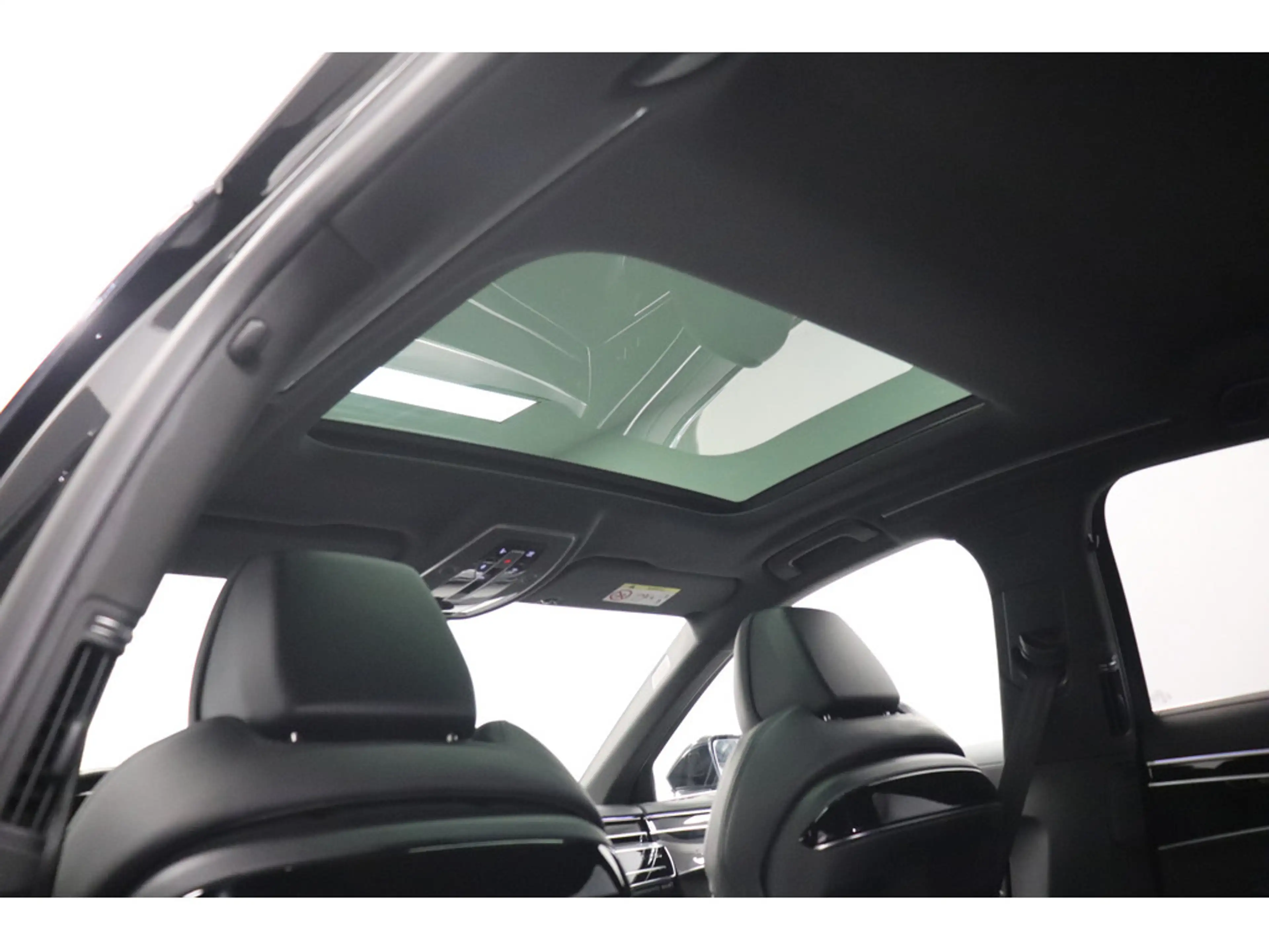 Audi A8 60 3.0 TFSI e quattro #Panorama #LEDER — photo 11