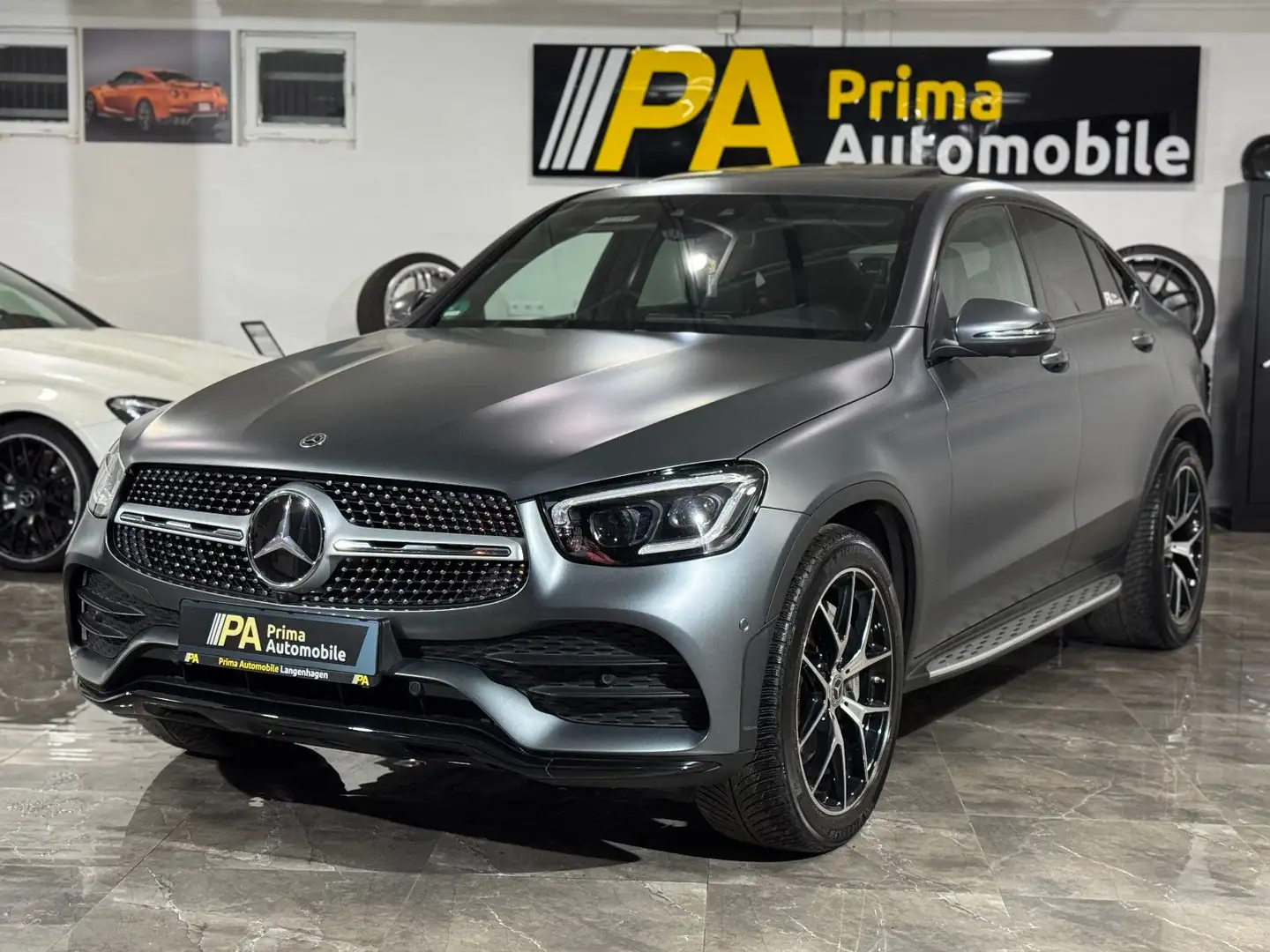 Mercedes-Benz GLC 400 d Coupe AMG-Line designo magno Widescree Gris - 1