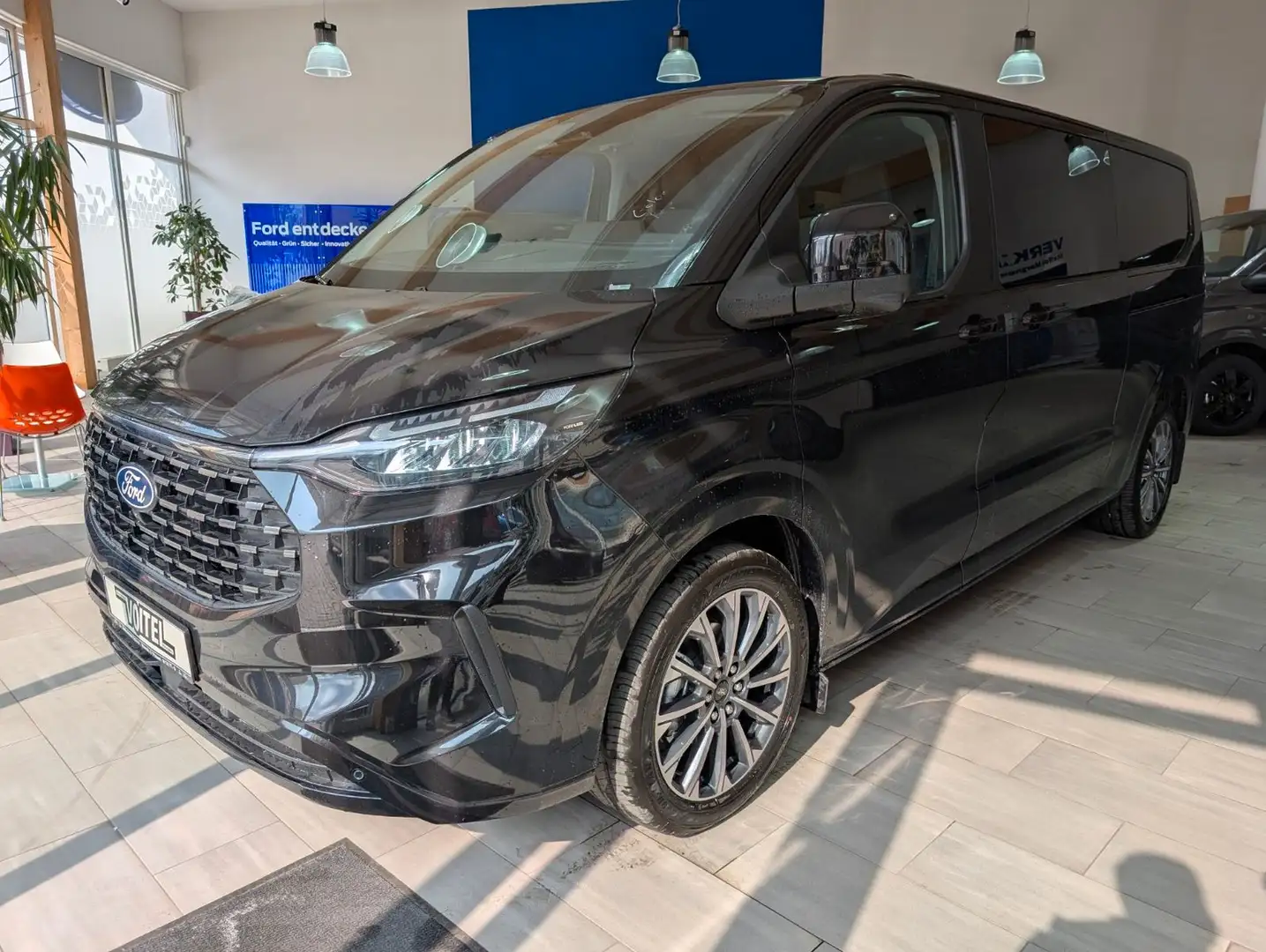 Ford Tourneo Custom 2.0 L2 Tit X AT B&O Standheizung Schwarz - 1