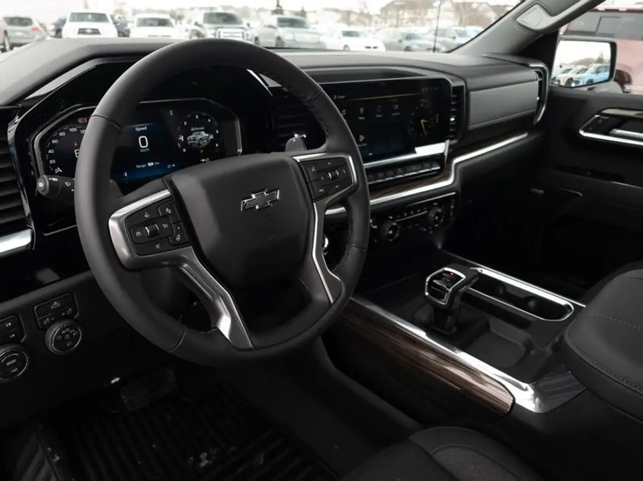 Chevrolet Silverado 1500 снимка Chevrolet Silverado 1500