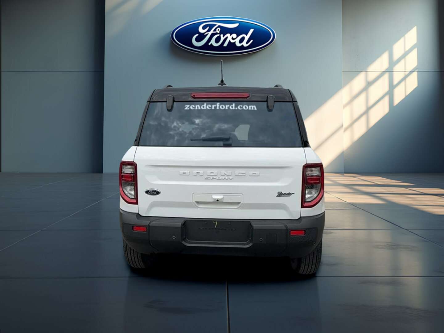 2025 Ford Bronco Sport Outer Banks 4x4 — снимка 1