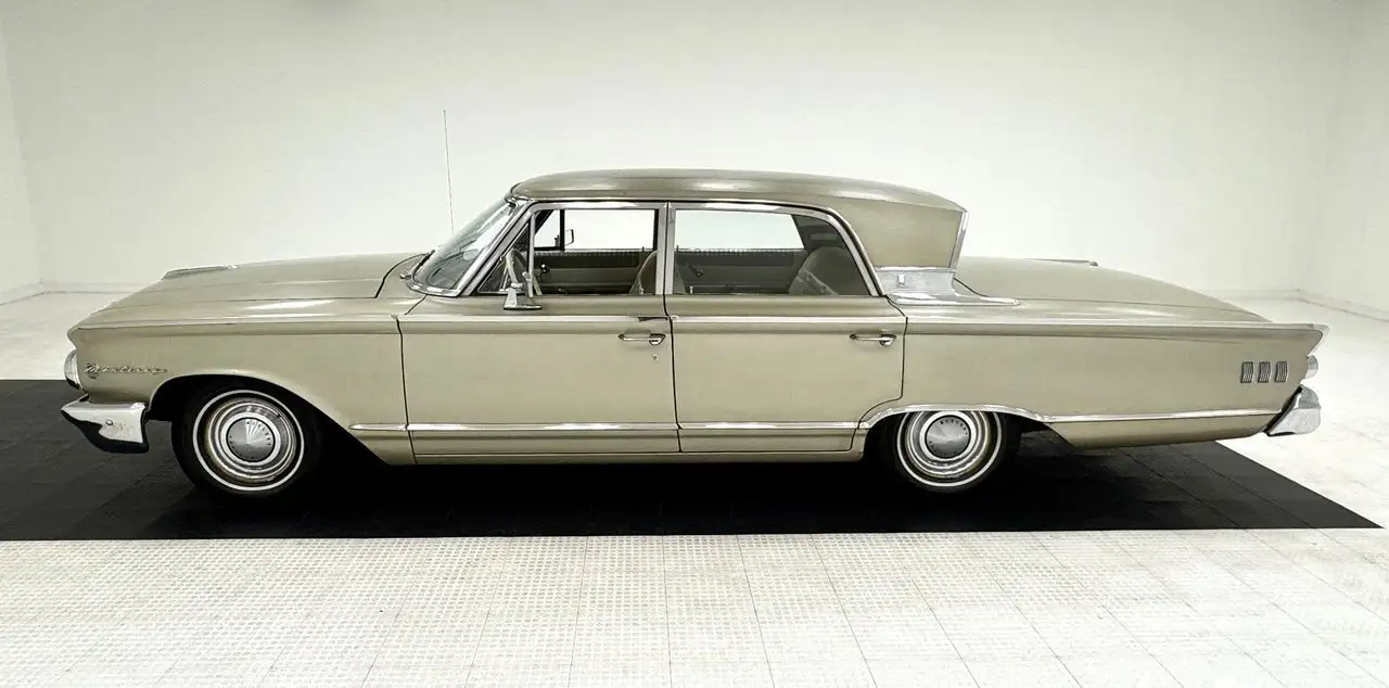 Mercury Custom Sedan, foto 2