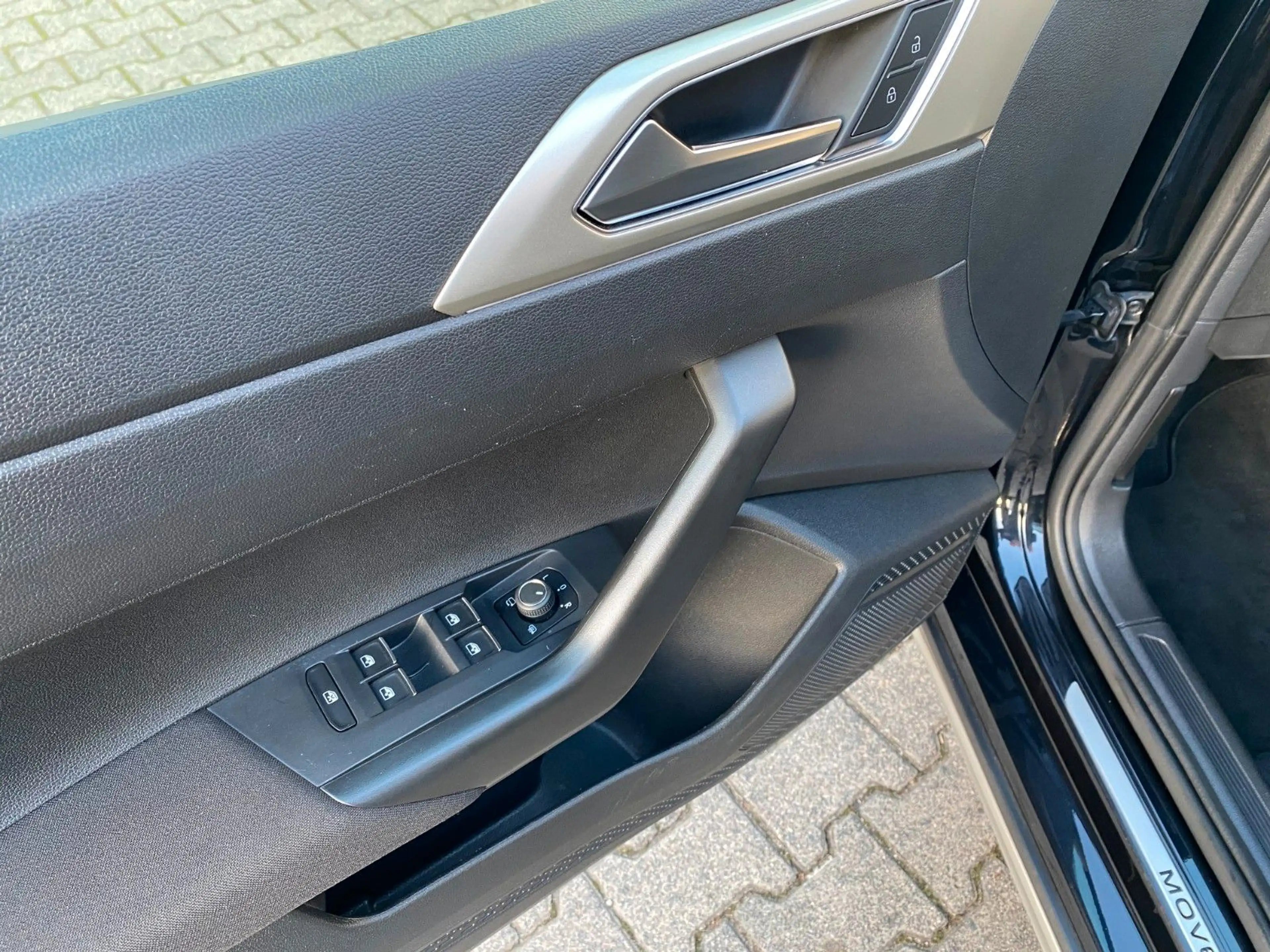 Volkswagen Taigo Move LED PDC digt Tacho — photo 11