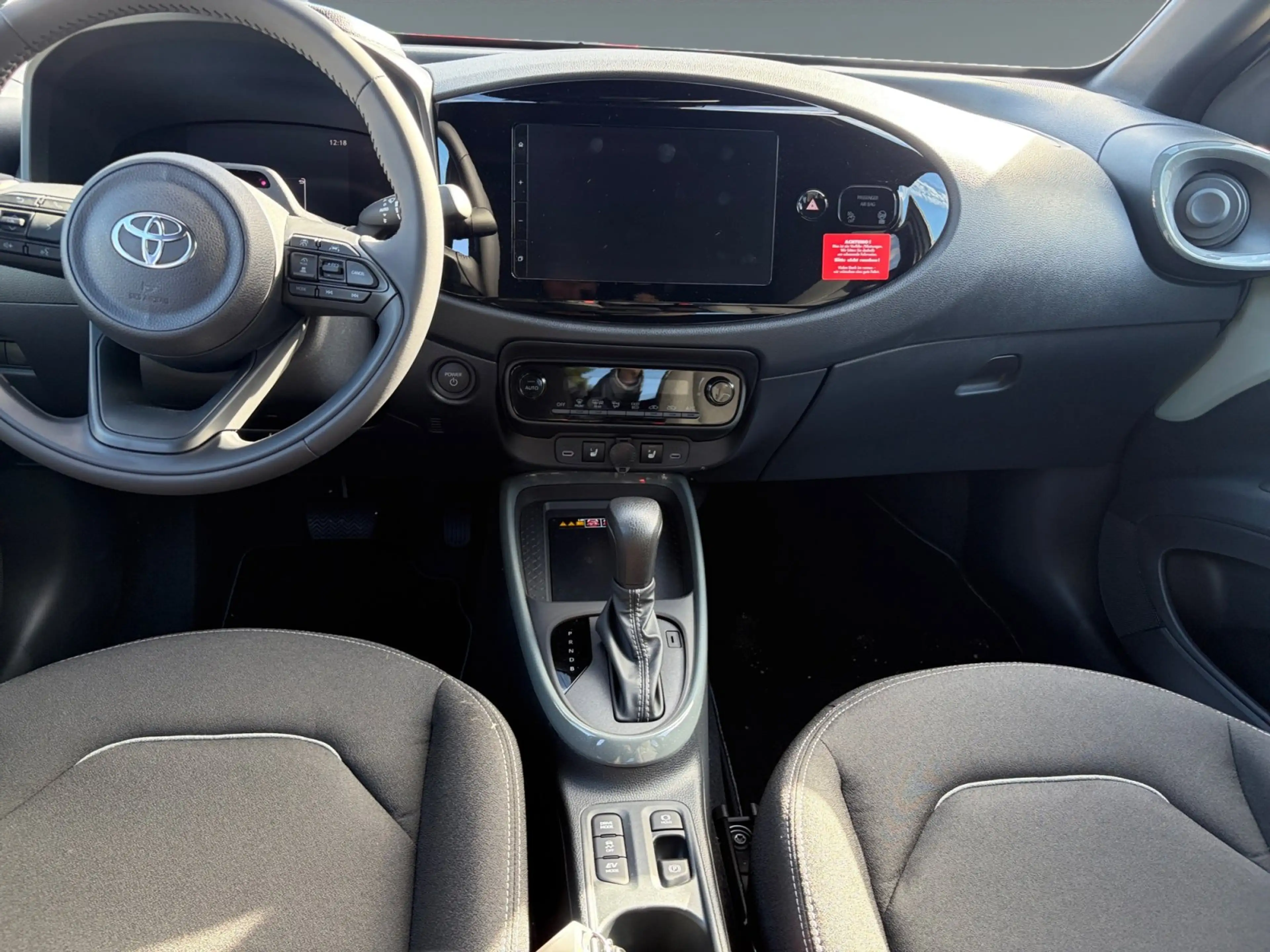 Toyota Aygo X 1.5 Hybrid Teamplayer AUT*Kamera*ACC*Navi — photo 11