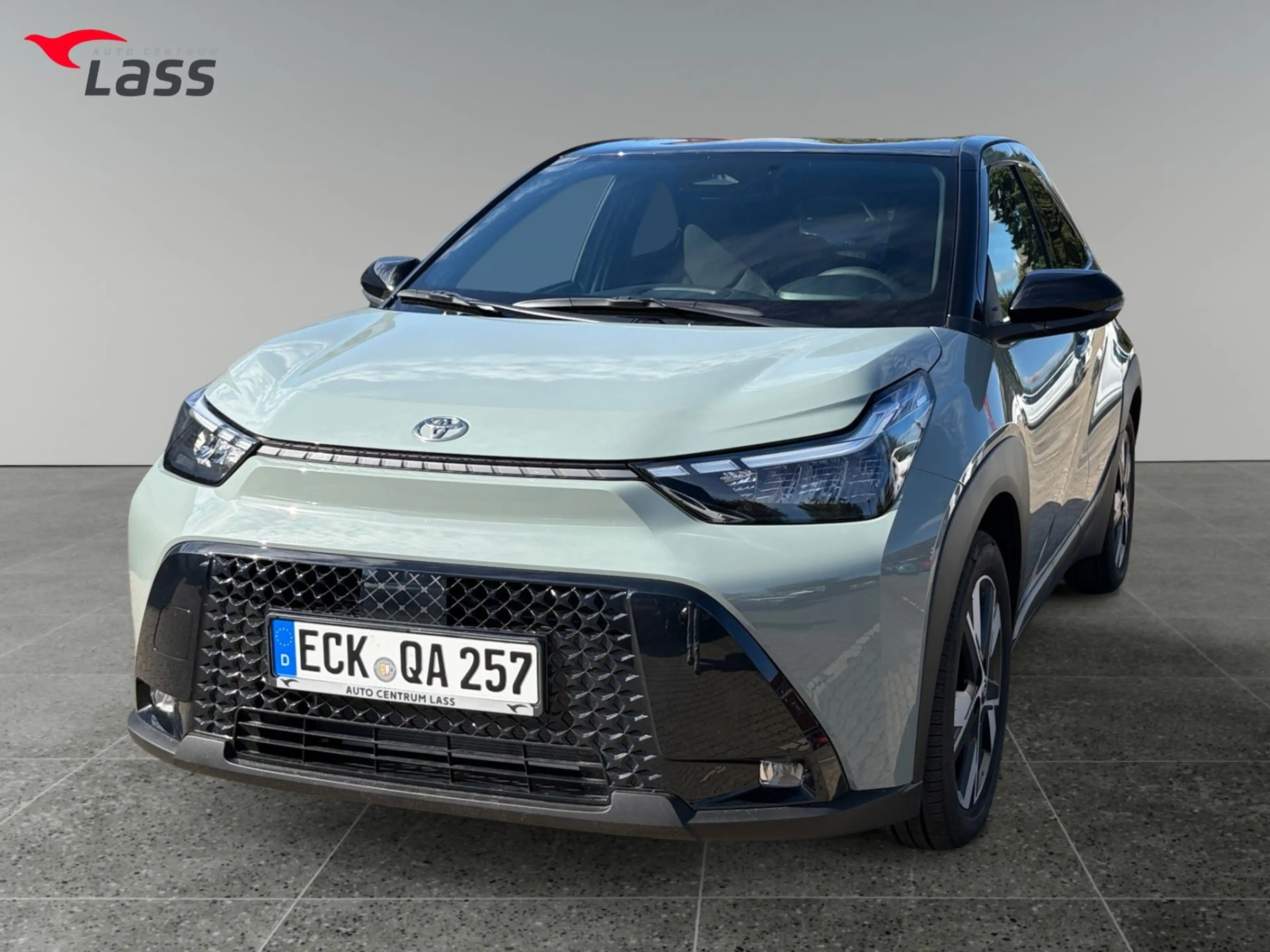 Toyota Aygo X 1.5 Hybrid Teamplayer AUT*Kamera*ACC*Navi — photo 2
