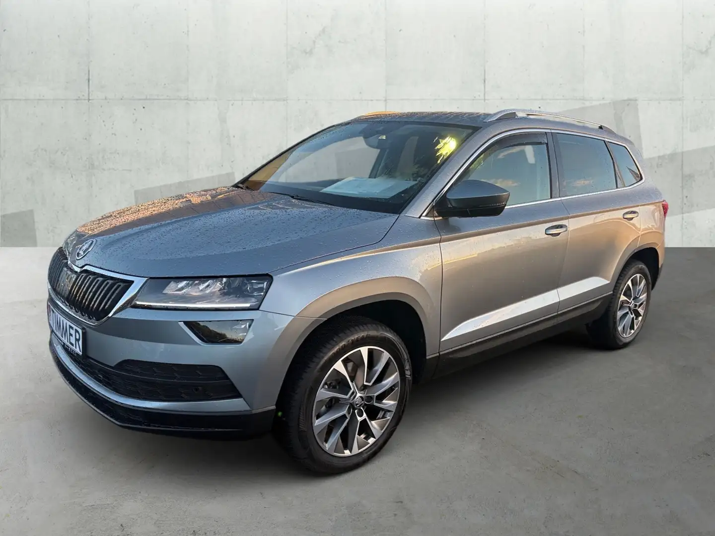 Skoda Karoq 1.5 TSI CLEVER *LED *TEMPO *NAVI *SHZ *17" *APP-C Grau - 2