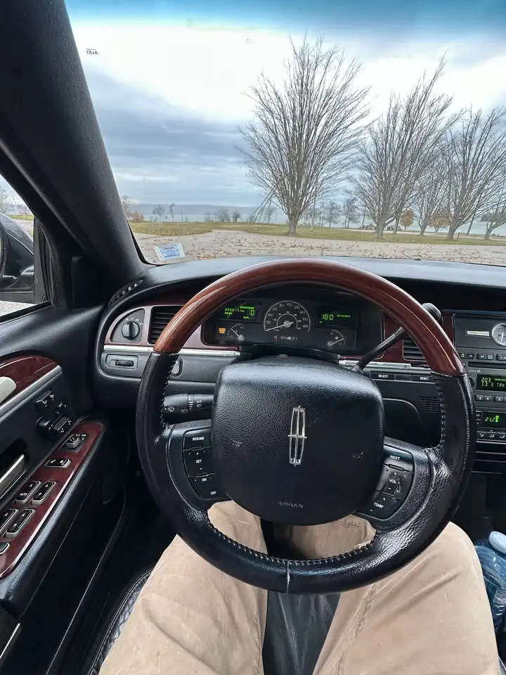 2007 Lincoln Town Car