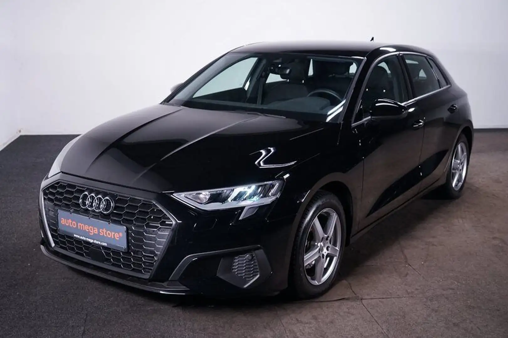 Audi A3 1.0 TFSI Sportback S Tronic*LED*Virtual*Carpl Schwarz - 1