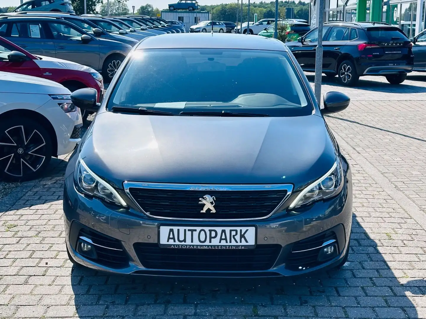 Peugeot 308 SW Active *1. HAND*SHZ*PDC*AUTOMATIK* Grau - 2