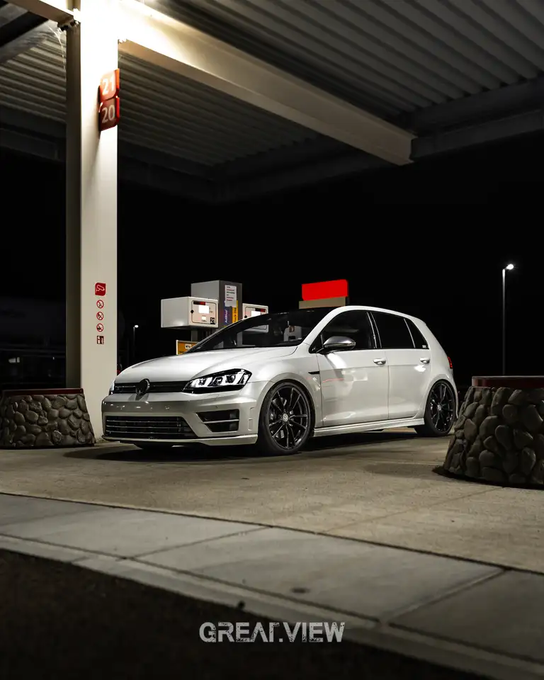 Volkswagen Golf R