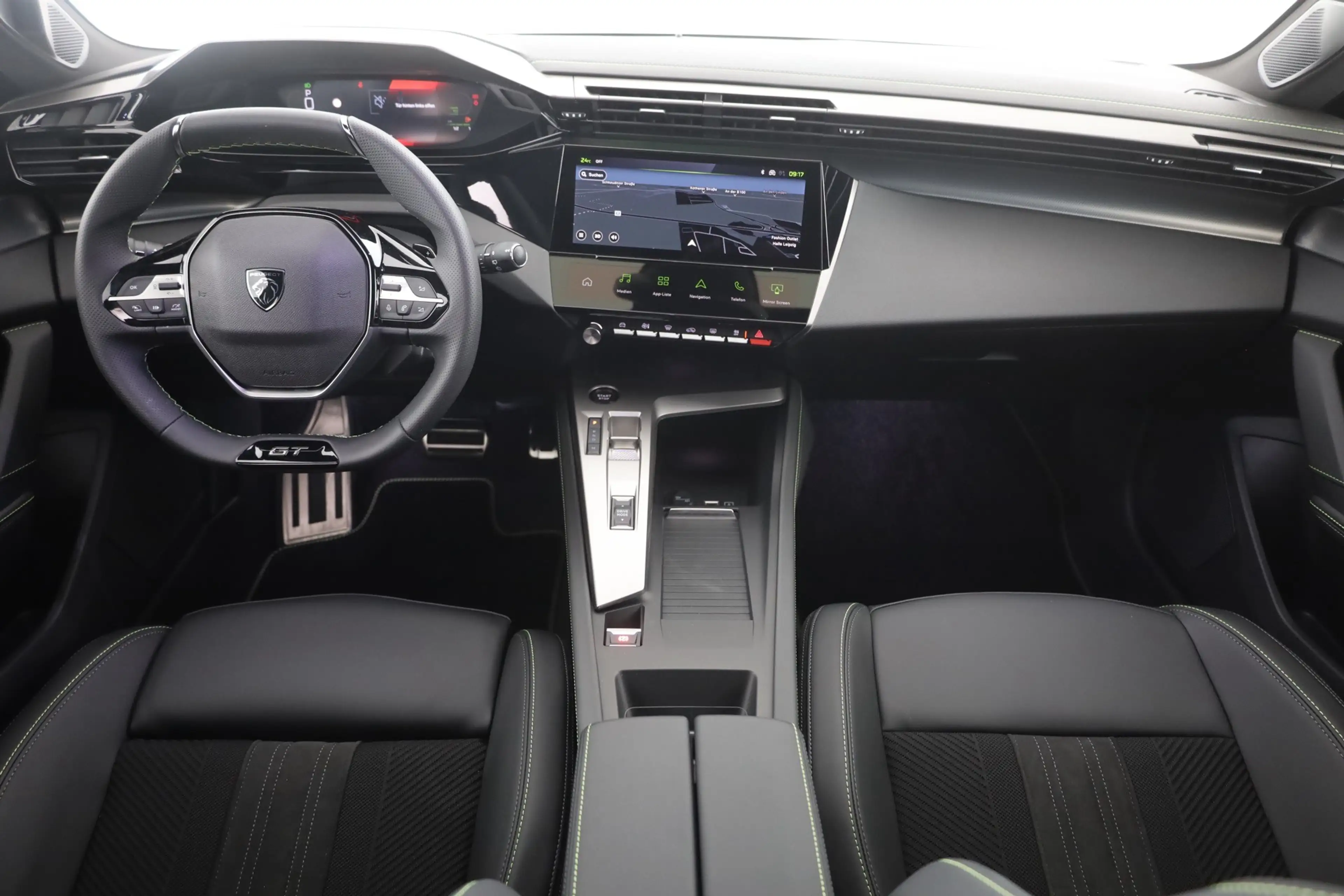 Peugeot 308 SW GT 1.2 Hybrid 145 Aut. LED ACC Navi 360° — photo 9