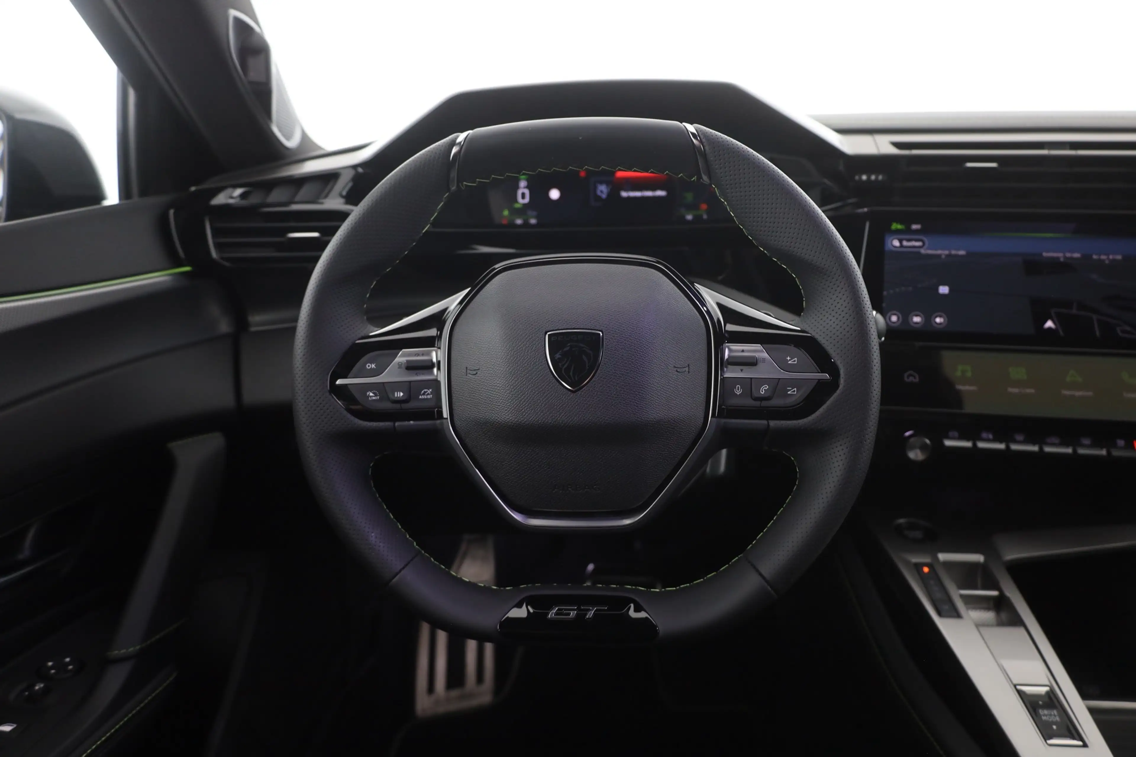 Peugeot 308 SW GT 1.2 Hybrid 145 Aut. LED ACC Navi 360° — photo 14