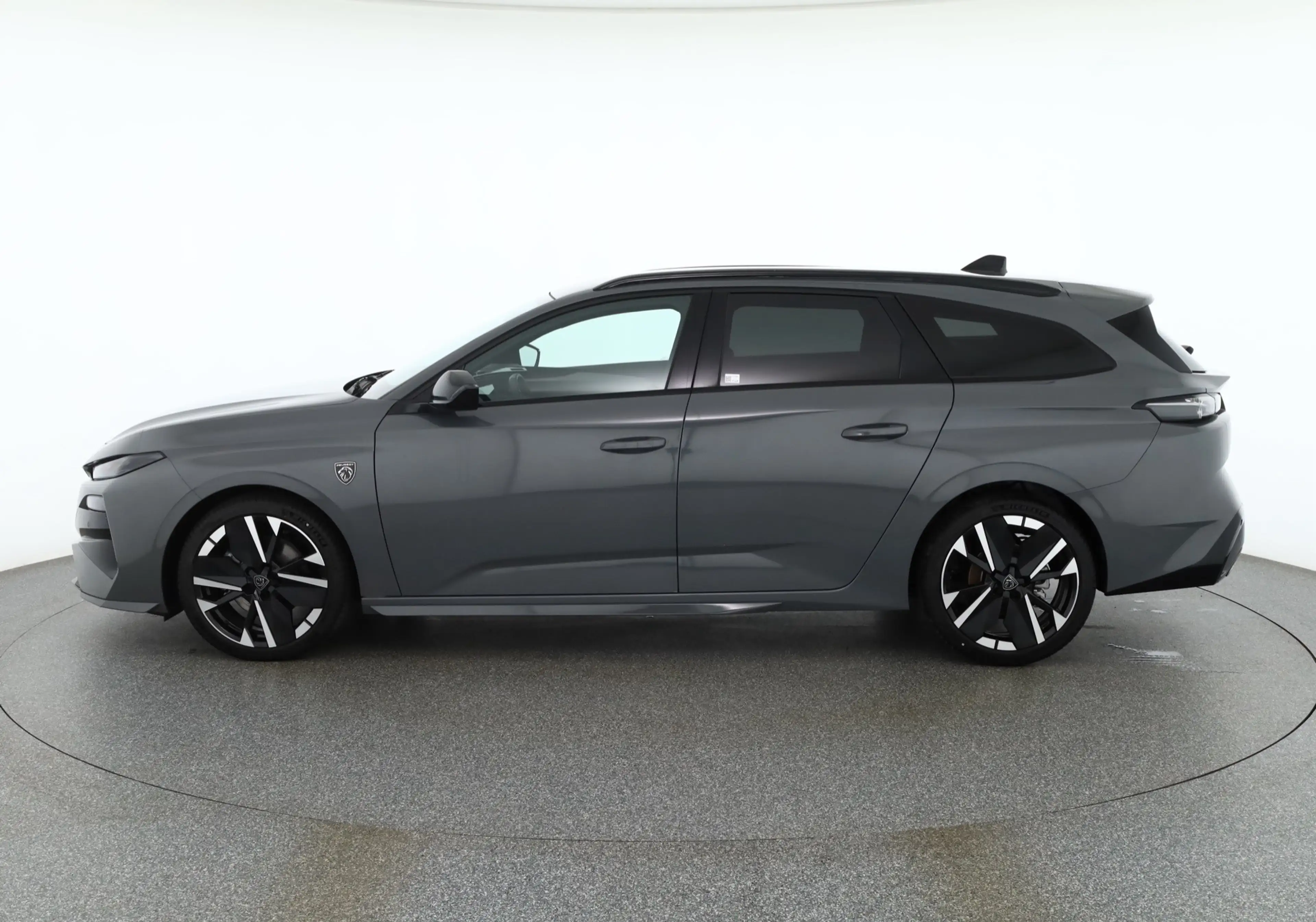 Peugeot 308 SW GT 1.2 Hybrid 145 Aut. LED ACC Navi 360° — photo 2