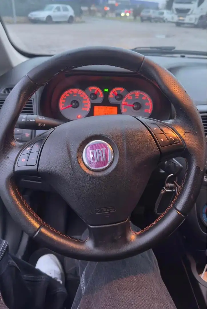 Fiat Grande Punto Grande+Punto+5p+1.3+mjt+16v+GP+75cv - 2