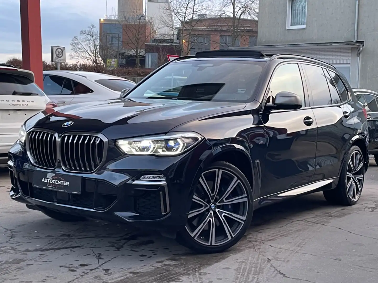 BMW X5 M d*PANO*SKY-LOUNGE*MASSAGE*SOFT*HUD*VOLL Noir - 1
