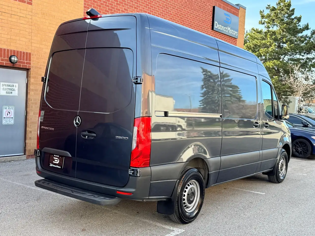 Mercedes-Benz Sprinter снимка Mercedes-Benz Sprinter