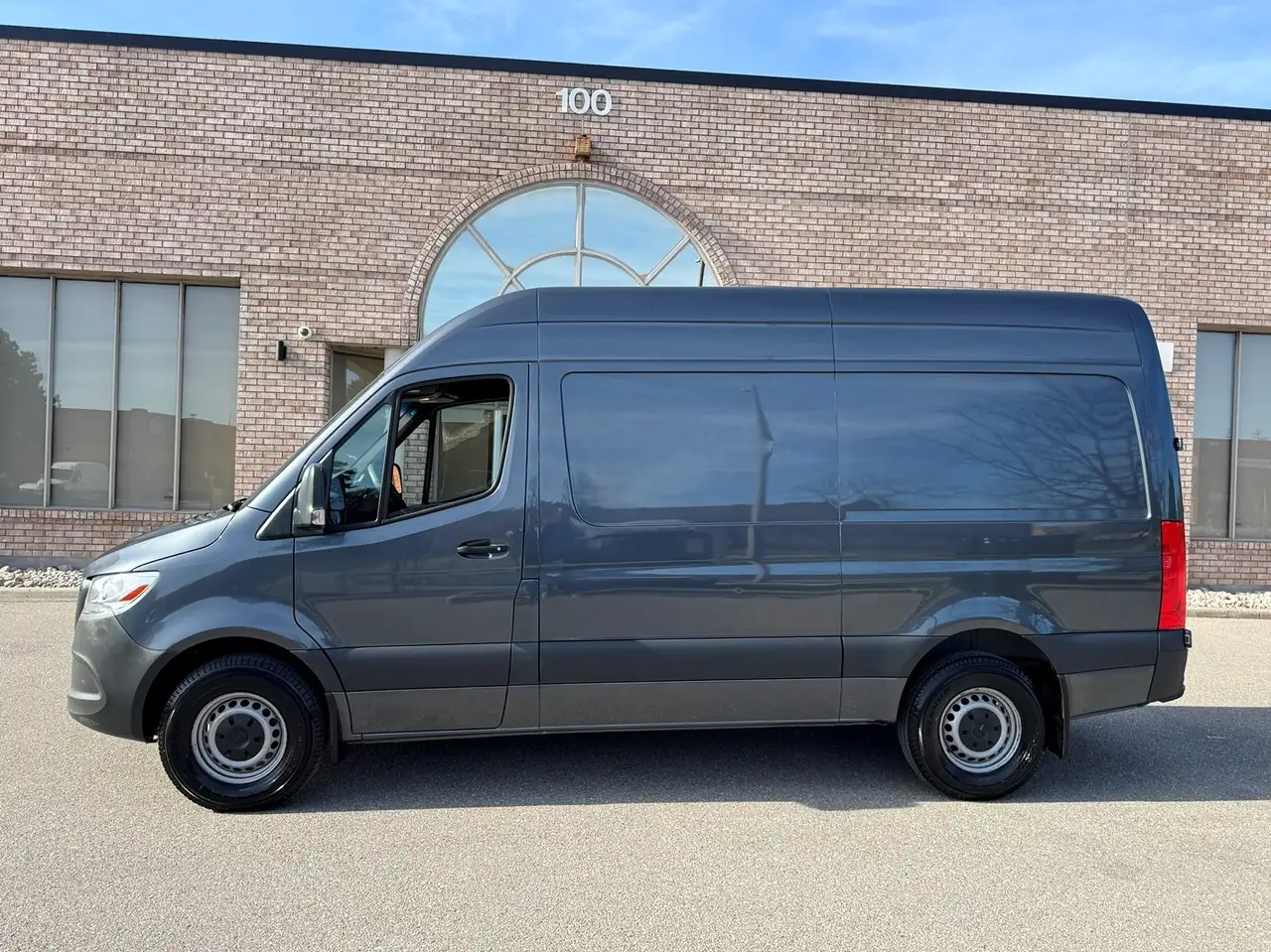 Mercedes-Benz Sprinter снимка Mercedes-Benz Sprinter