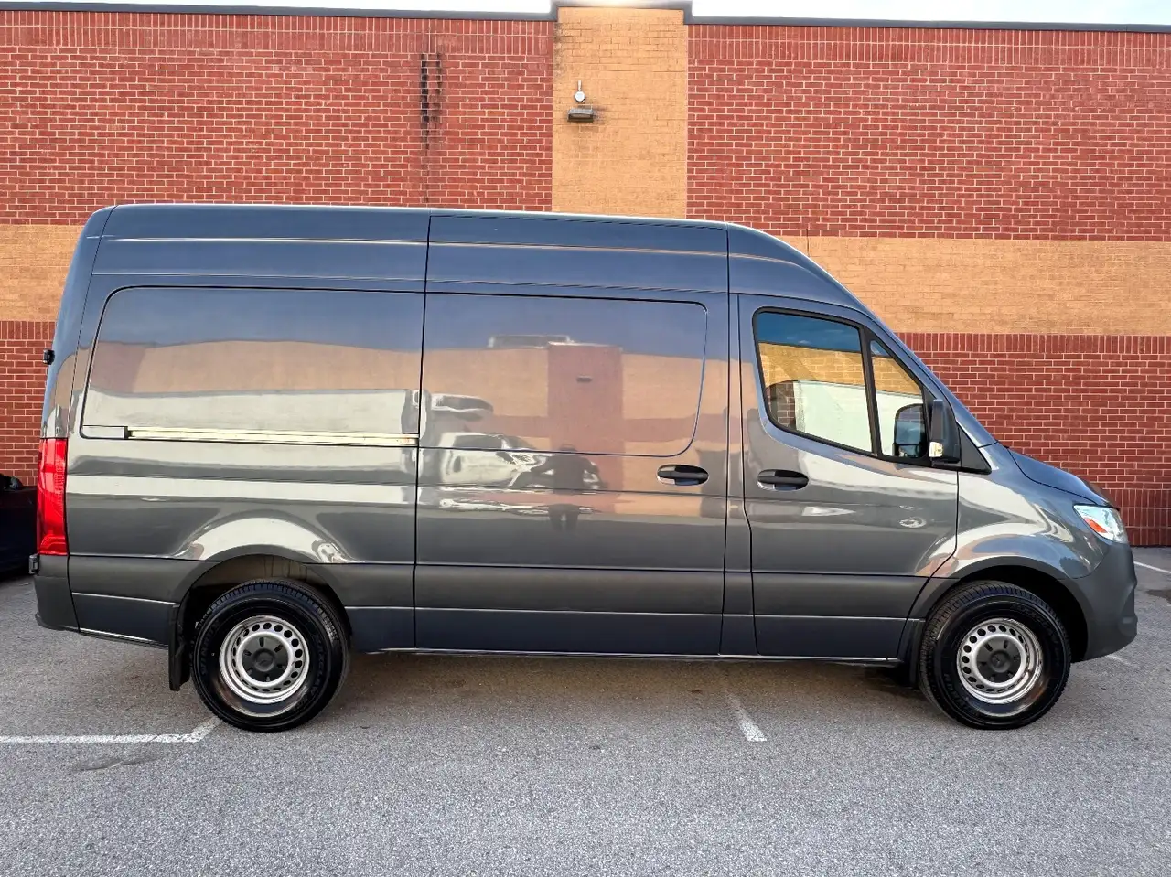 Mercedes-Benz Sprinter снимка Mercedes-Benz Sprinter