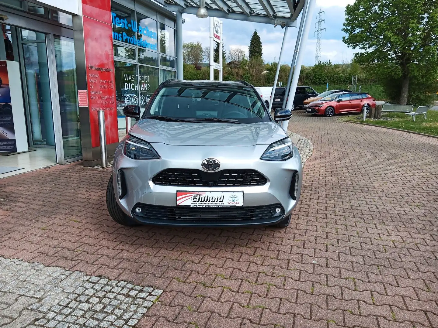 Toyota Yaris Cross Hyb. Style Plus*1,99% Summer Special Ezüst - 2