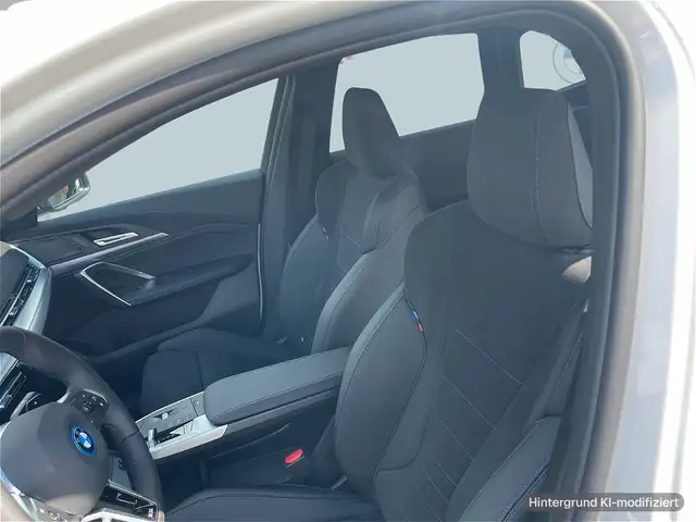 BMW X1 view 11