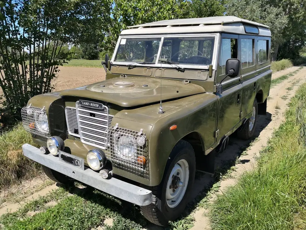 Land Rover Series 1981 из Европы — купить под ключ