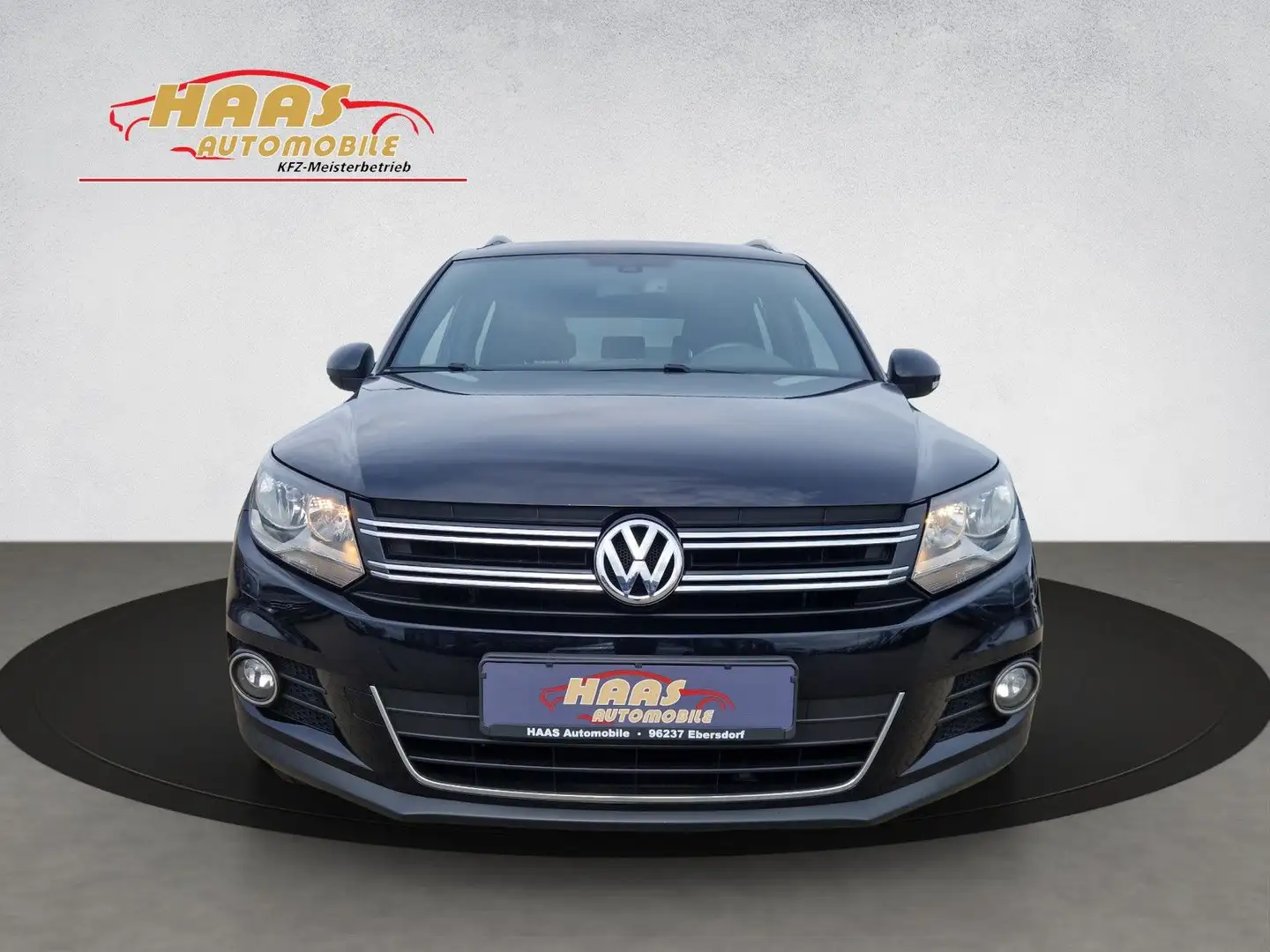 Volkswagen Tiguan Sport & Style BMT*Navigation*aus 1.Hand* Schwarz - 2