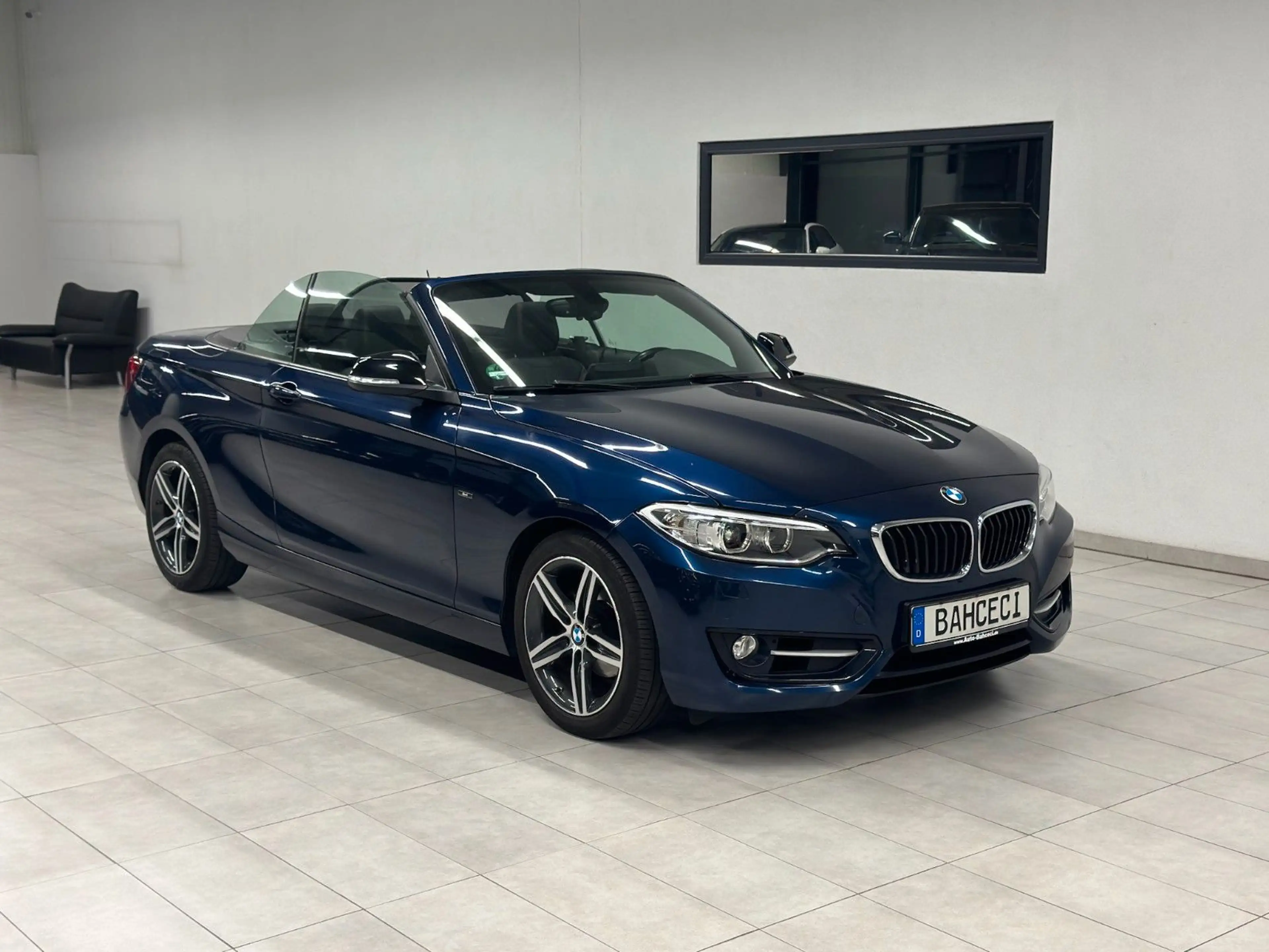 BMW 218 i Cabrio*Xenon*Key Less*Klima*SHZ*Navi*PDC*
