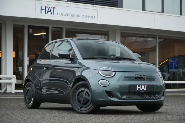 Fiat 500 Giorgio Armani Edition 42 KW I Pano I ACC I Nw. pr