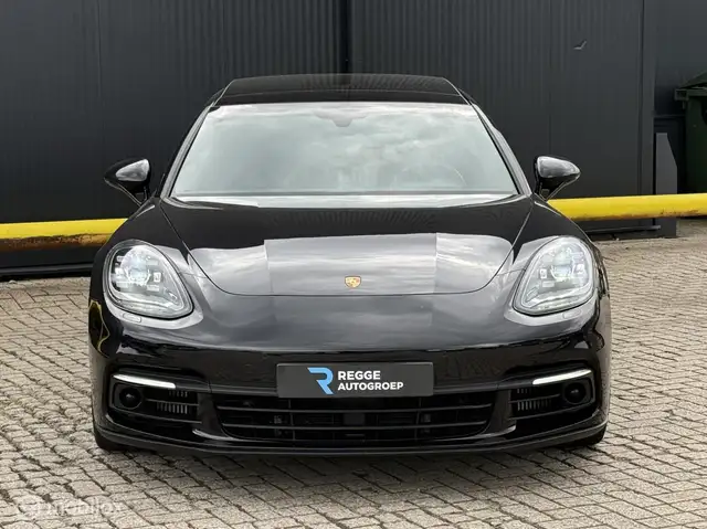 Porsche Panamera view 5