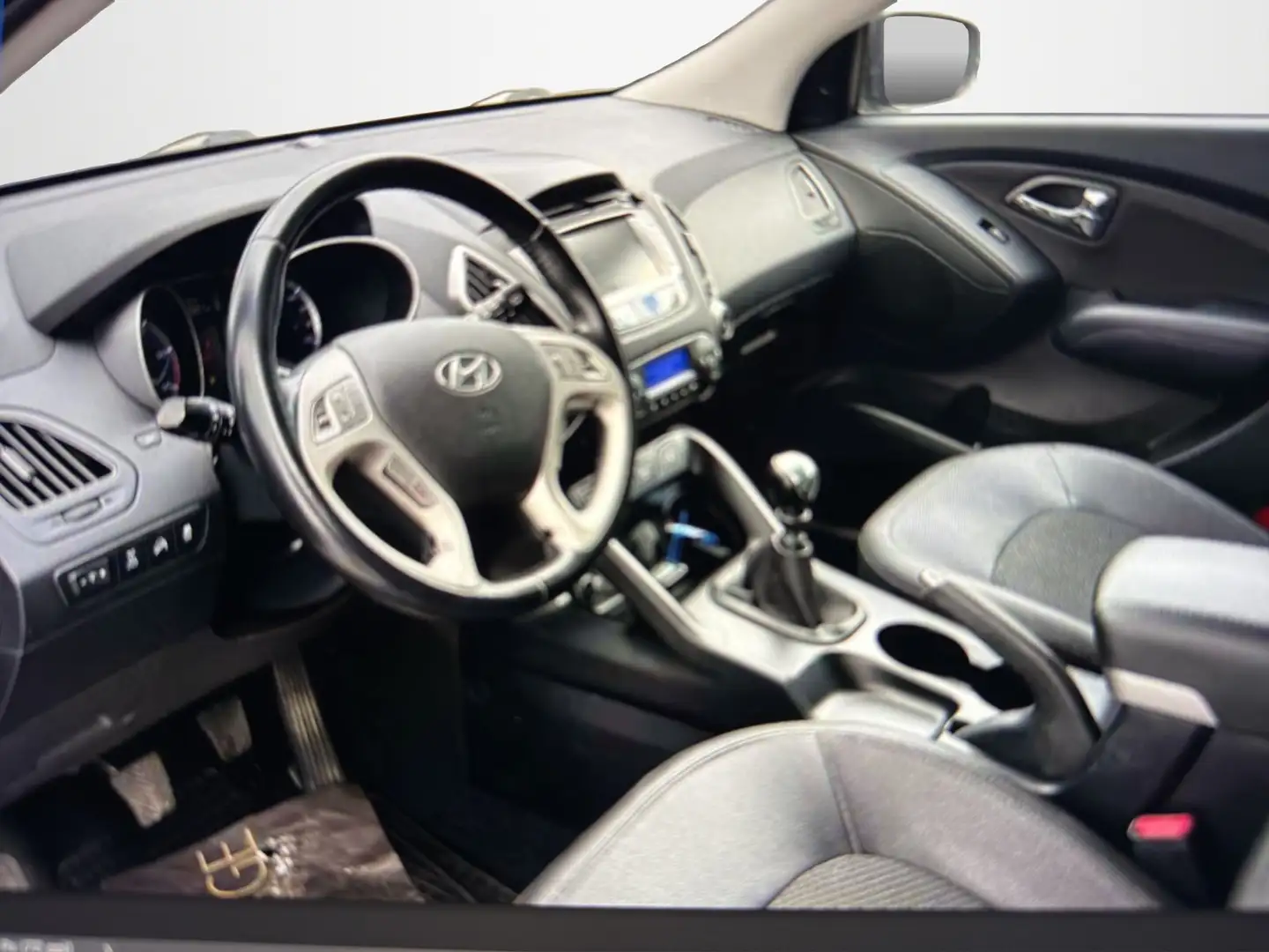 Hyundai iX35 Style 2WD Schwarz - 2