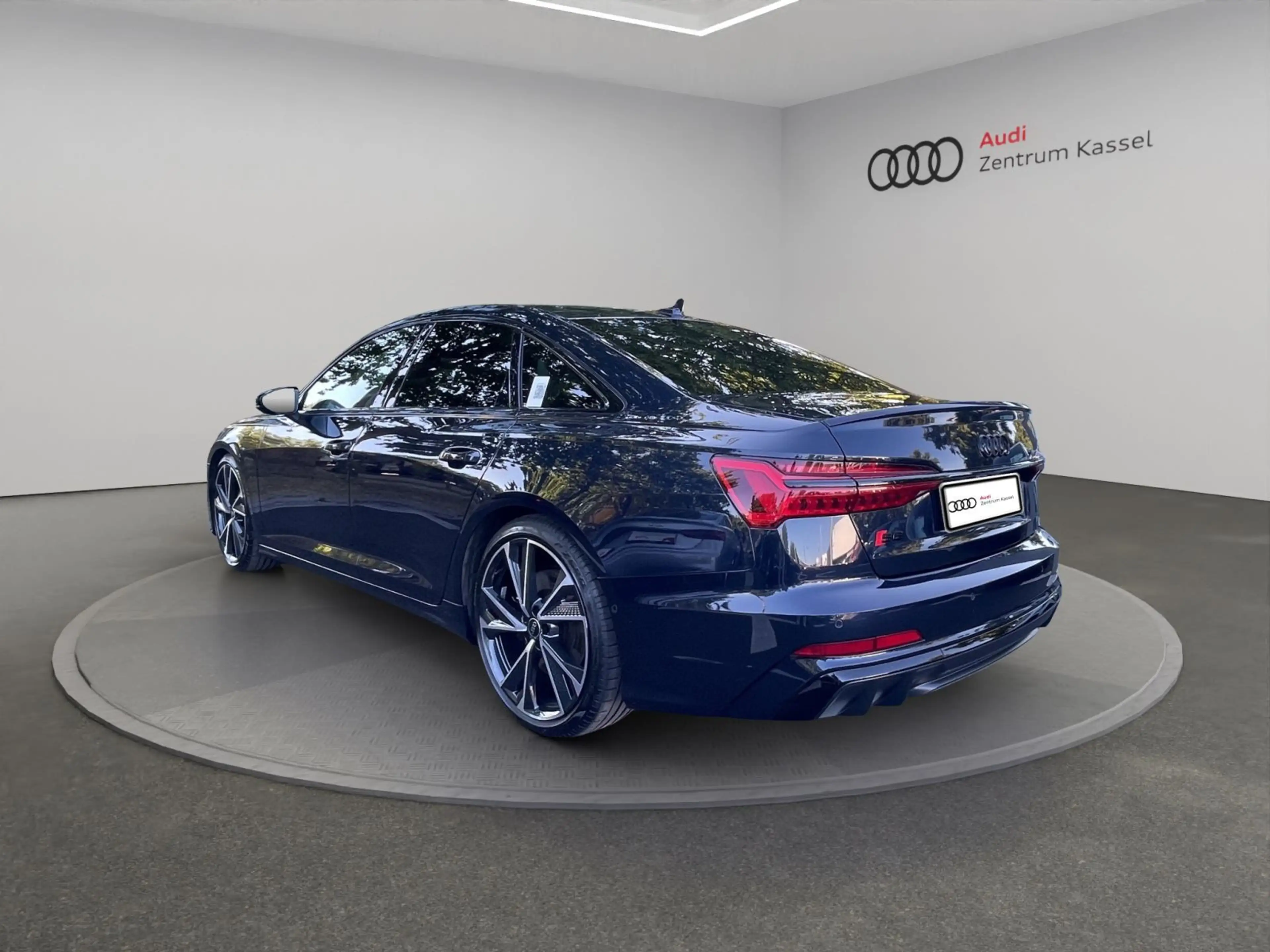 Audi S6 S6 Lim. 3.0 TDI qu. Matrix B&O Pano HuD 360° — photo 5