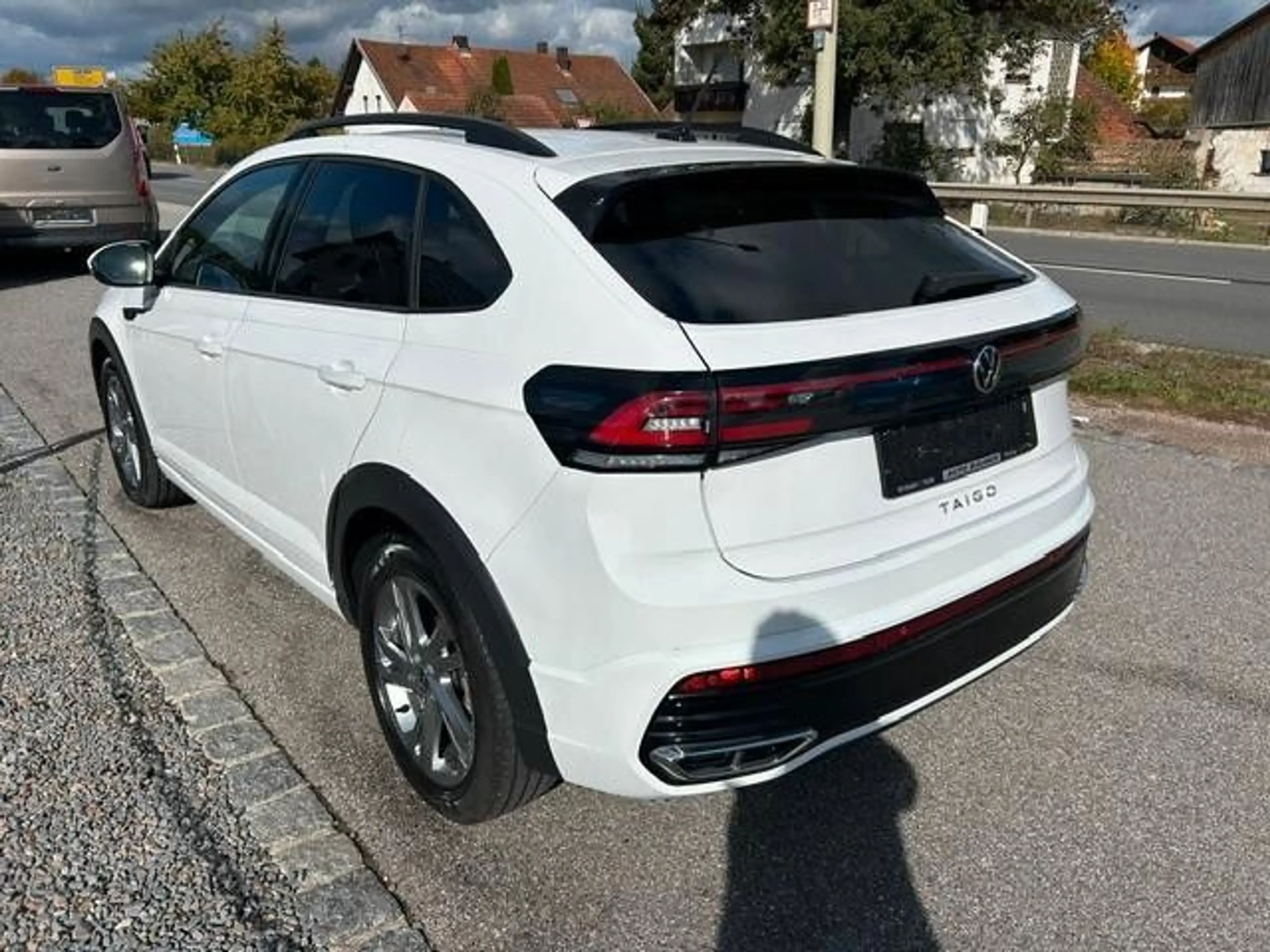 Volkswagen Taigo R-Line *Digital Cockpit PRO* — photo 6
