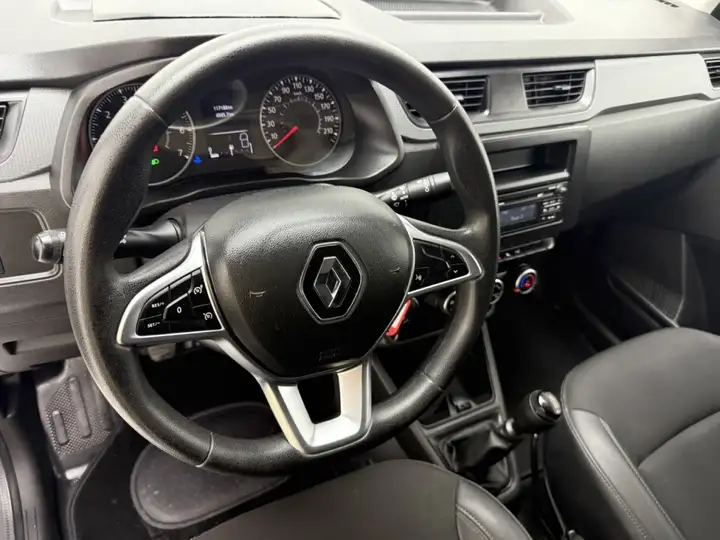 Renault Express 2022, foto 24
