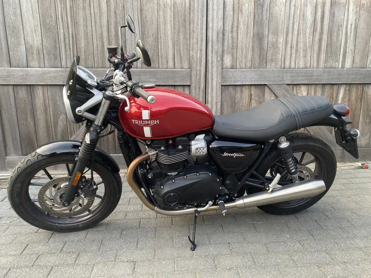 Triumph Street Twin