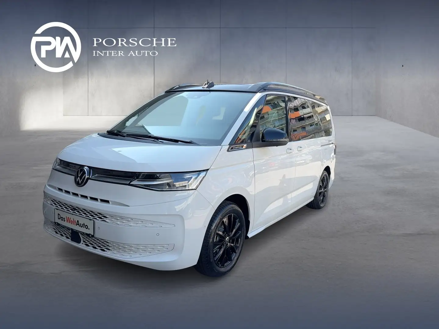 Volkswagen T7 California VW T7 California Beach eHybrid 180 kW 4M Weiß - 1
