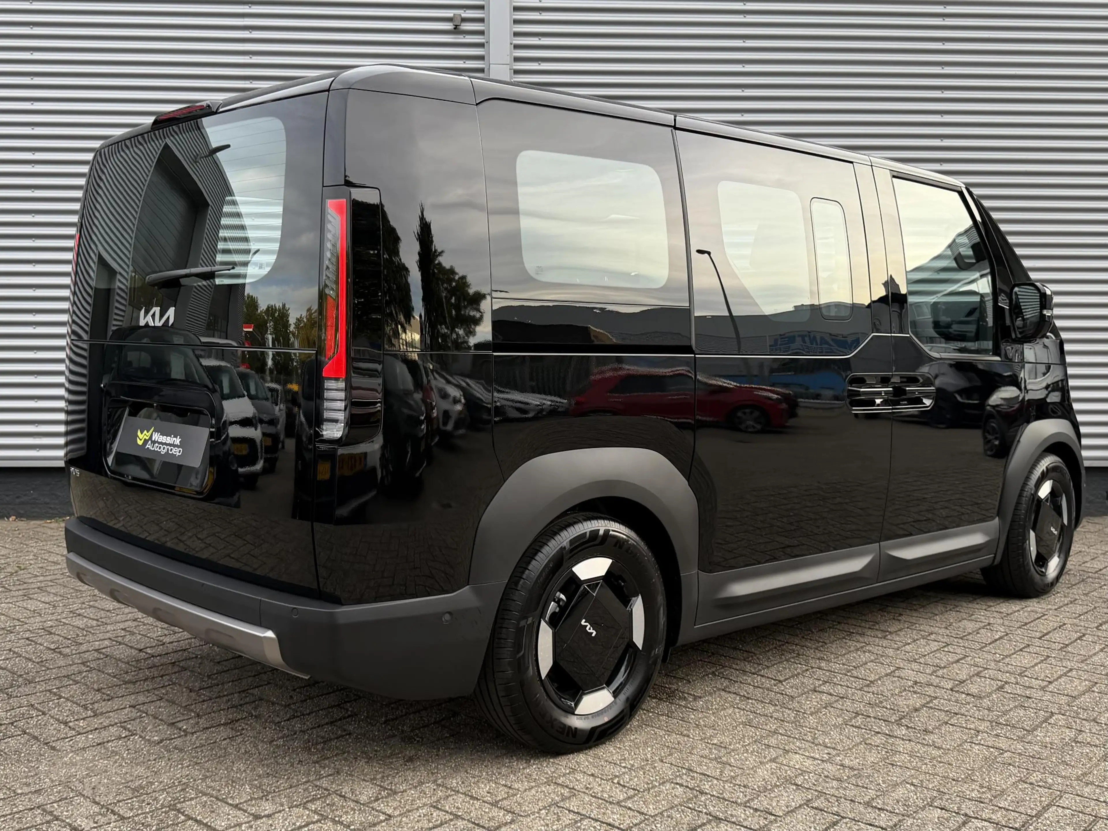 Kia PV5 Passenger Elite Executive 71.2 kWh | 360 Camera | Stoelventi — photo 5