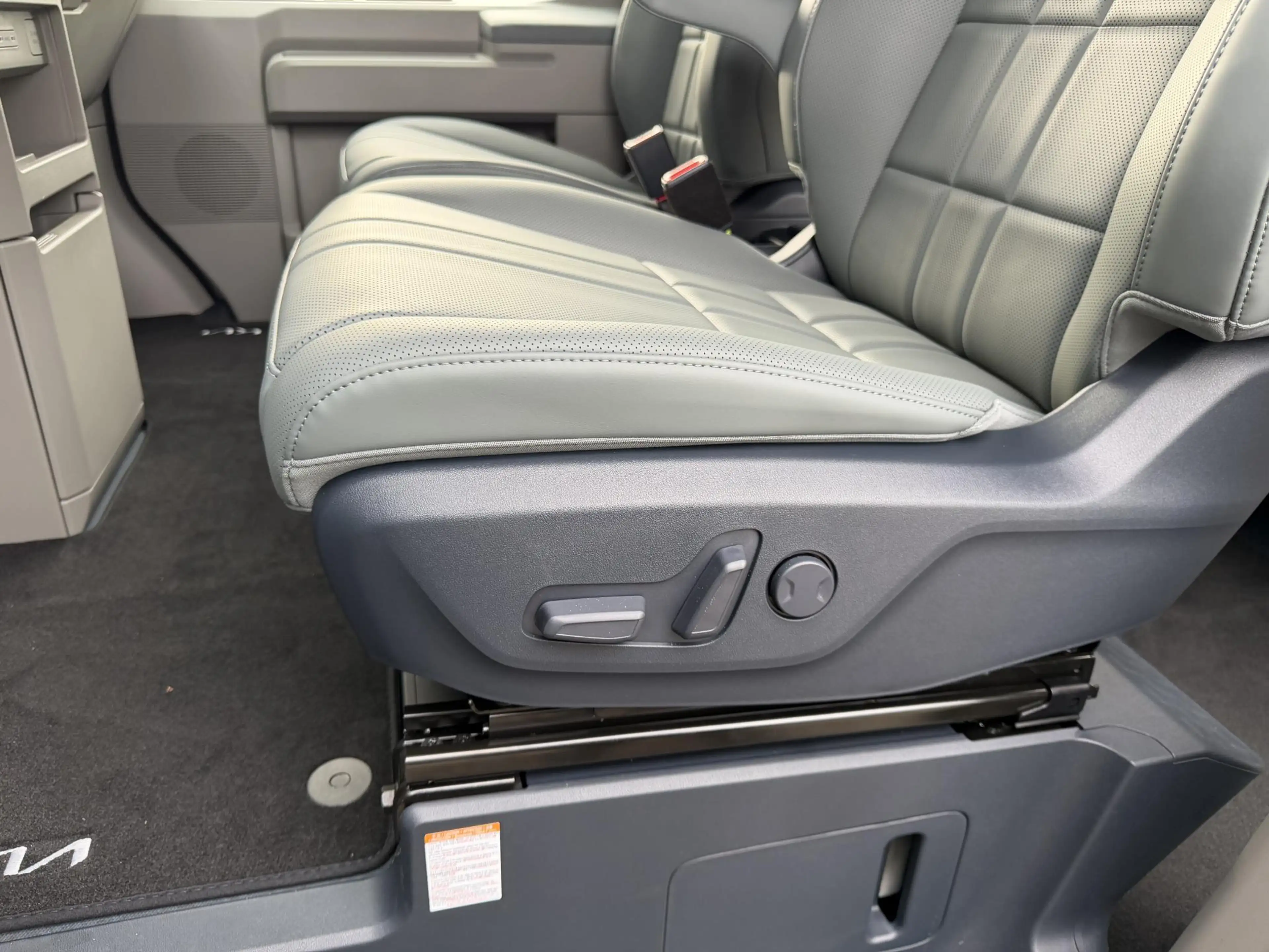 Kia PV5 Passenger Elite Executive 71.2 kWh | 360 Camera | Stoelventi — photo 13