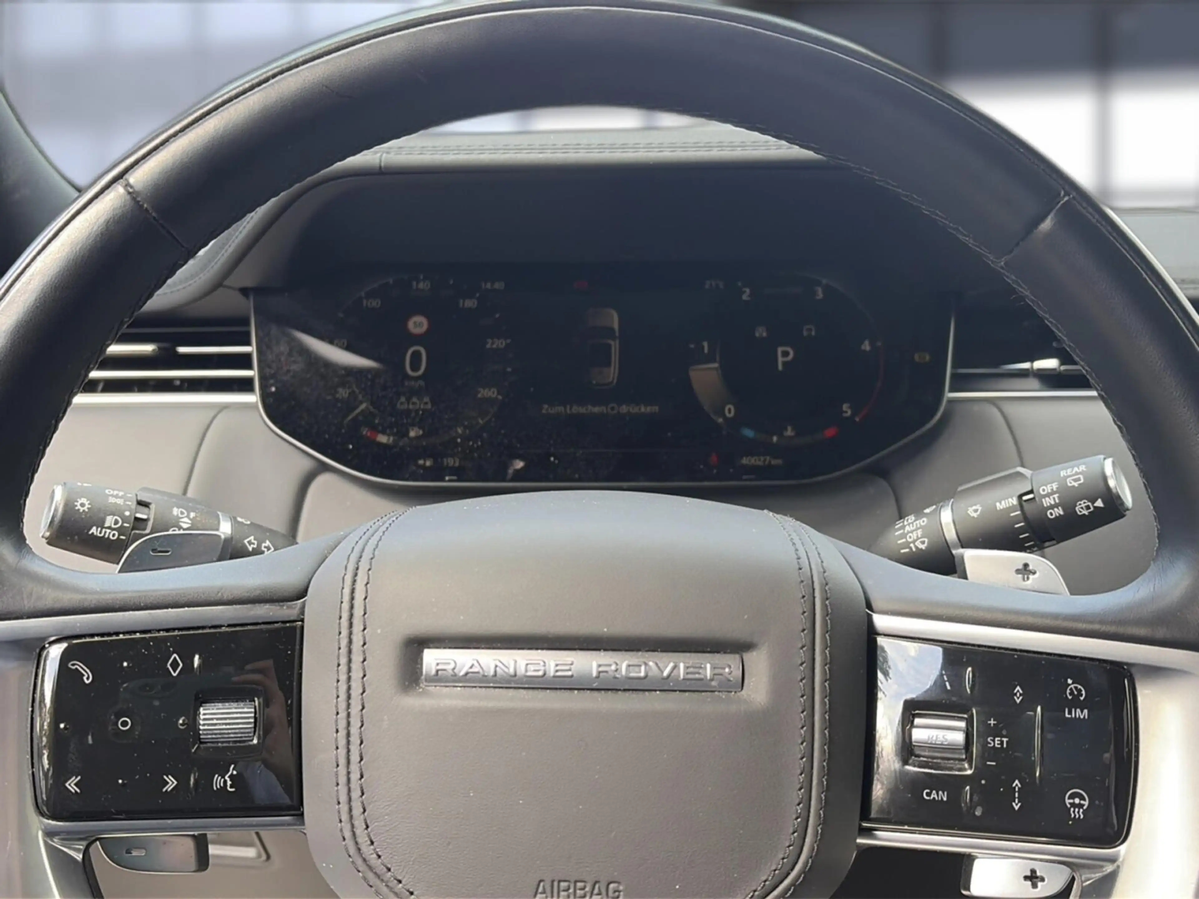 Land Rover Range Rover D250 HSE Pano|Shadow — photo 11