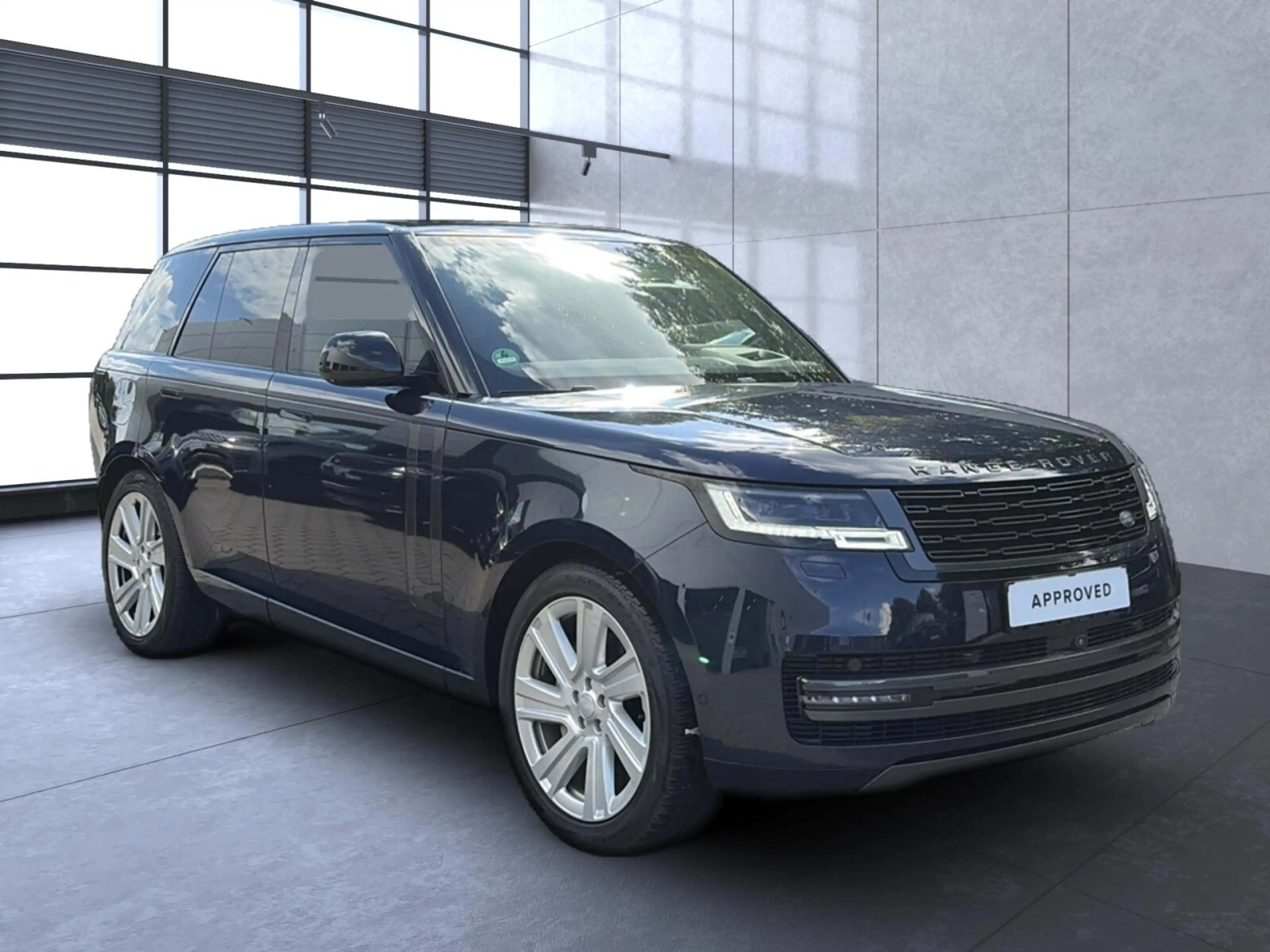 Land Rover Range Rover D250 HSE Pano|Shadow — photo 3