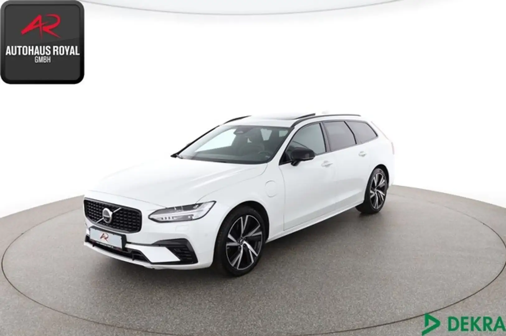 Volvo V90 T6 AWD RECHARGE PLUS DARK HARMAN/K,360GRAD Weiß - 1