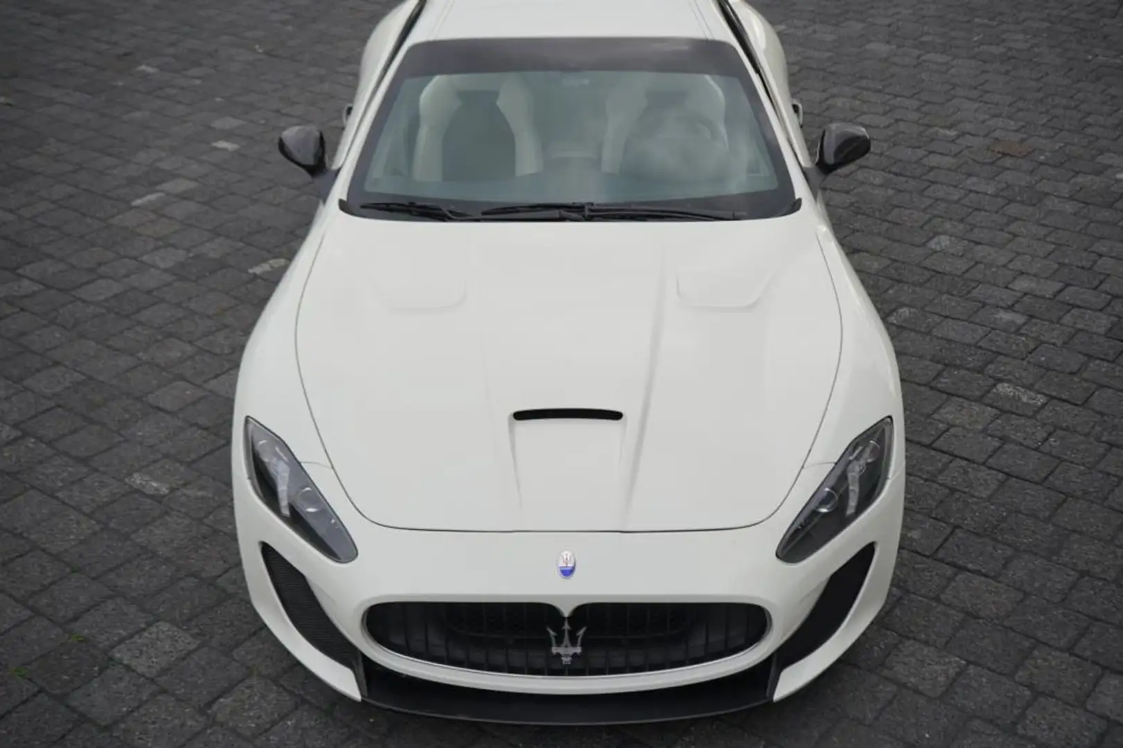 Maserati GranTurismo 4.7 MC Stradale Blanc - 2