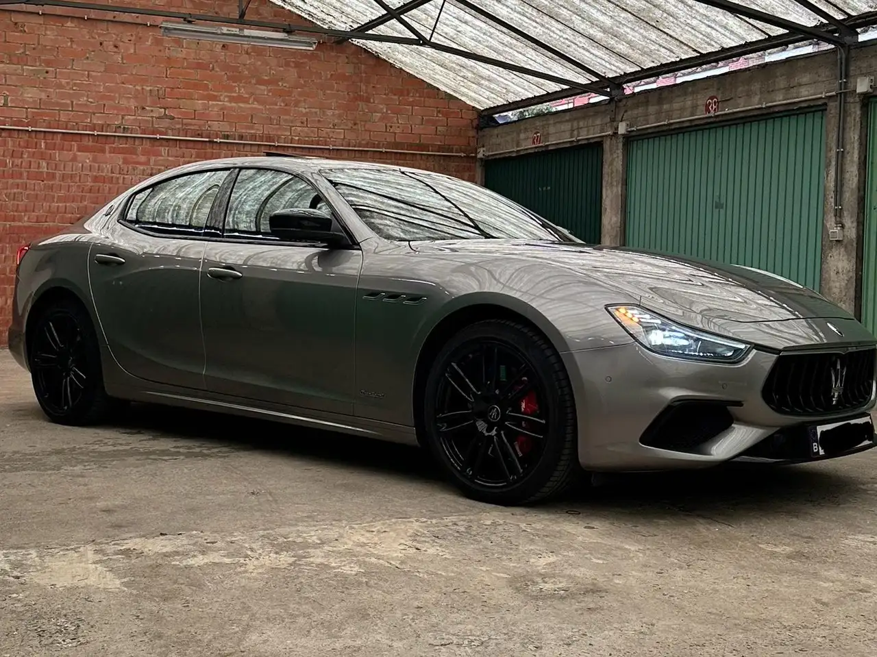 Maserati Ghibli 2021