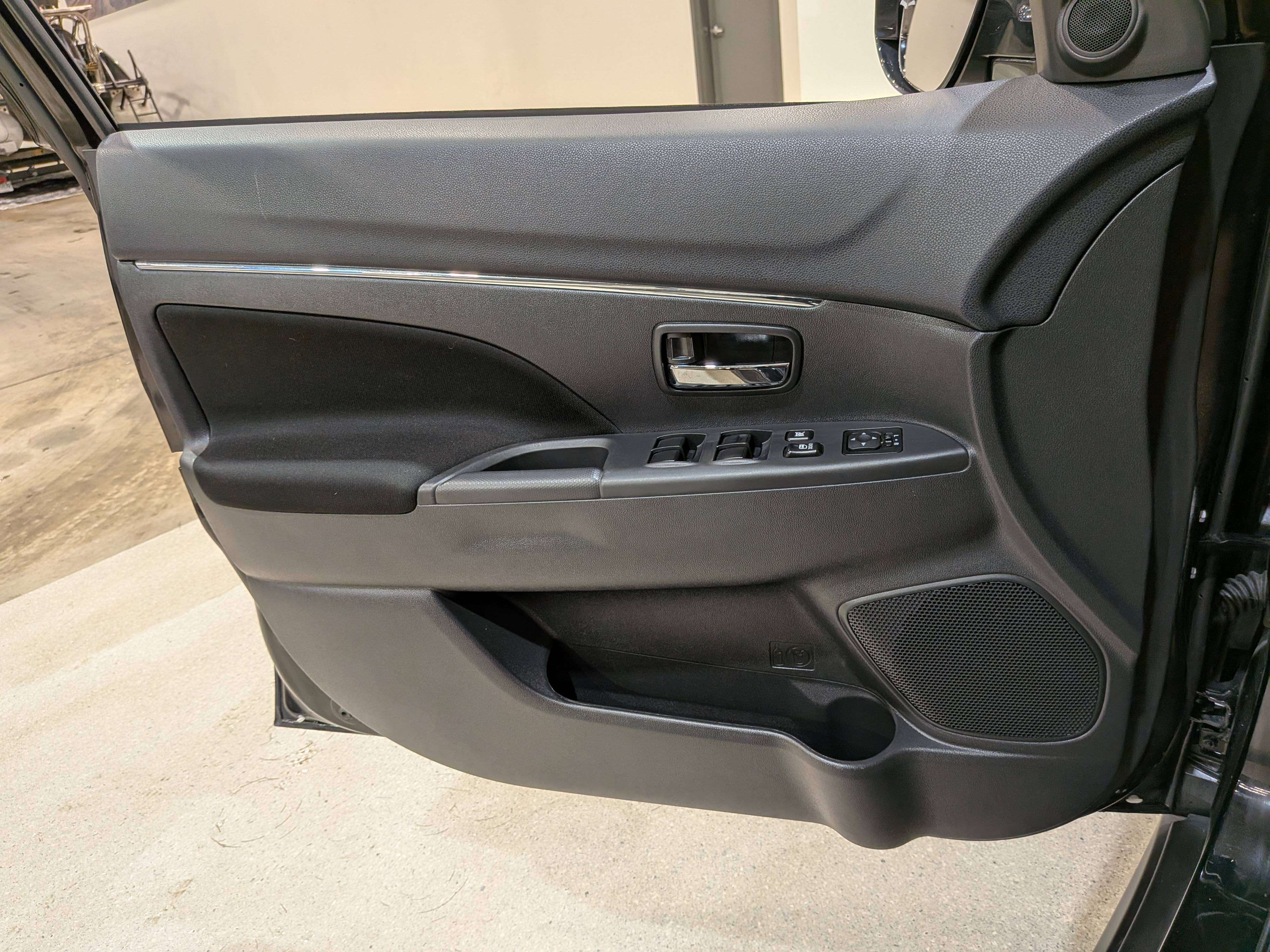 Mitsubishi RVR 2025