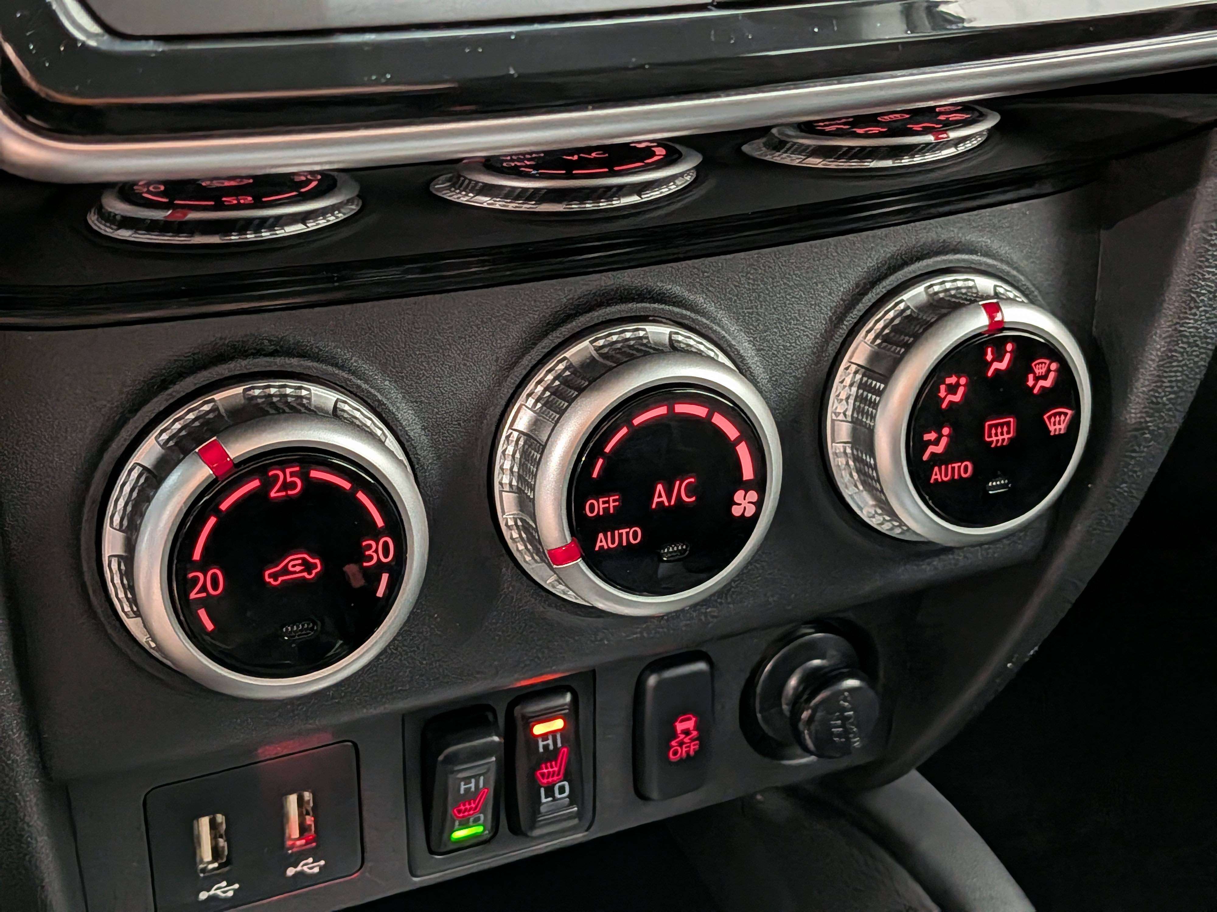 Mitsubishi RVR 2025