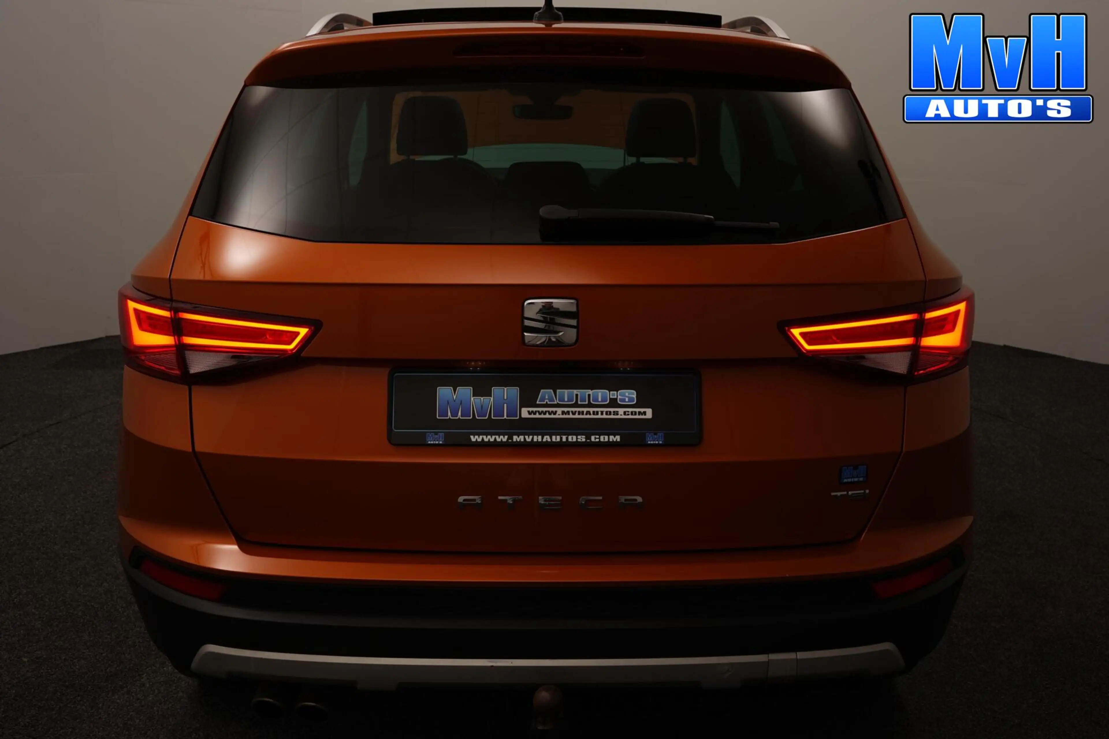 SEAT Ateca 1.4 EcoTSI Xcellence|PANO|360ºCAM|TREKH|LUXE!|NAP — photo 39