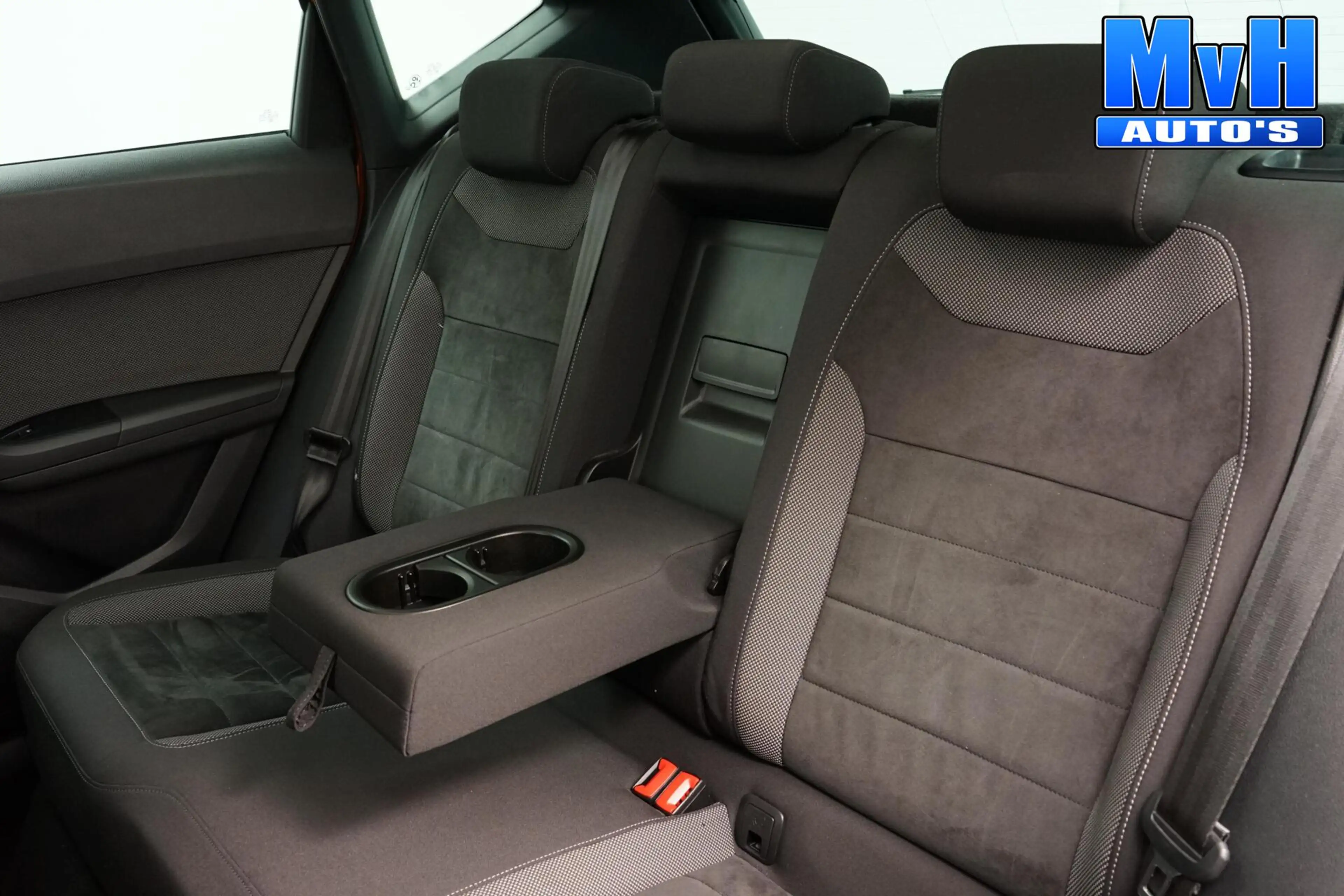 SEAT Ateca 1.4 EcoTSI Xcellence|PANO|360ºCAM|TREKH|LUXE!|NAP — photo 13