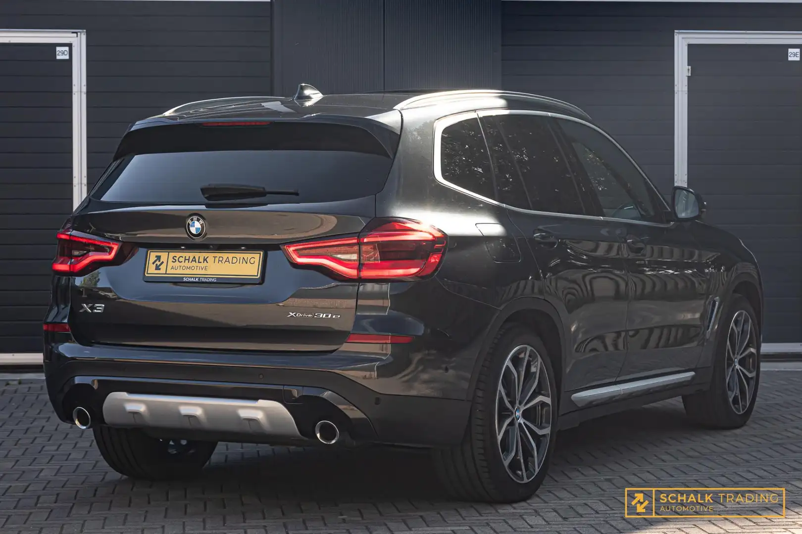 BMW X3 XDrive30e Executive|Leder|Pano|360 cam|HUD|Dealer Grijs - 2