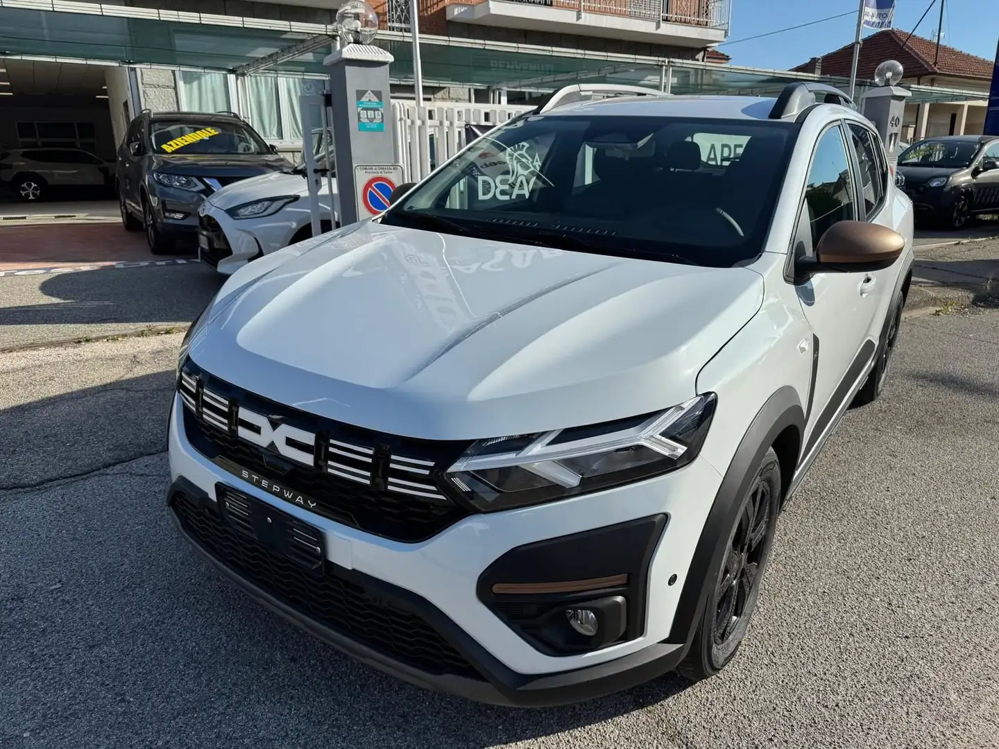 Dacia Sandero Sandero Stepway 1.0 TCe ECO-G Expression Blanc - 1