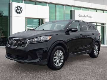 LX | AWD | CLEAN CARFAX | HEATED STEERING WHEEL & SEATS